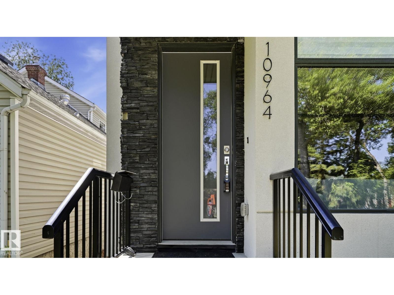 10964 123 ST NW - 3