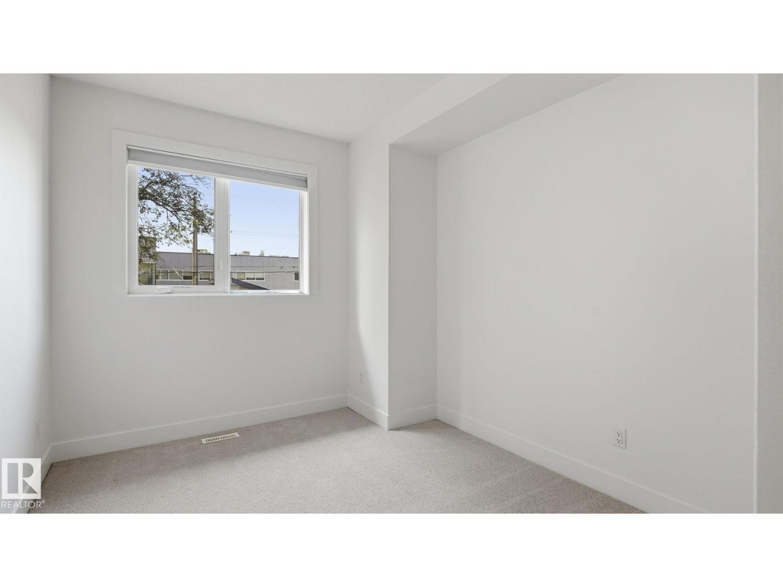 10964 123 ST NW - 23