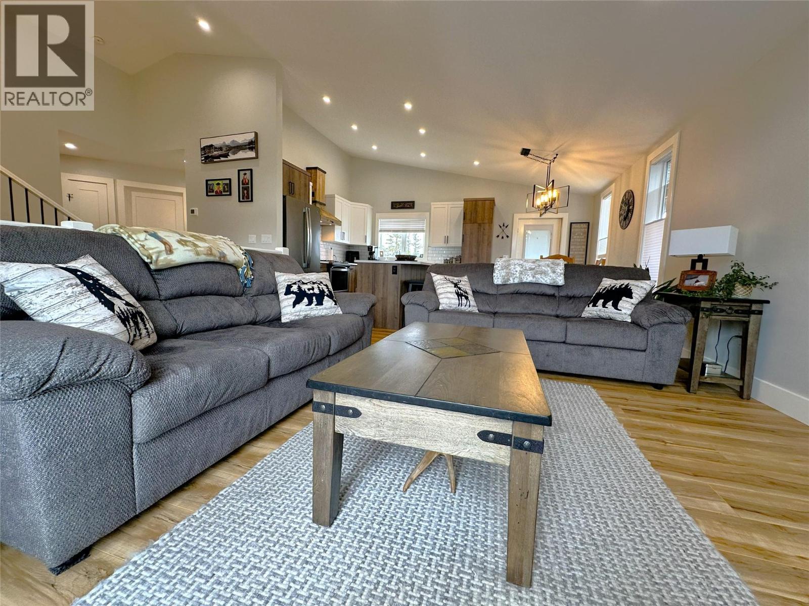 709 22nd Avenue S - 11