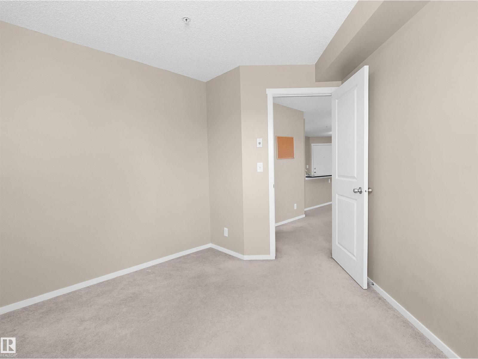 #211 3207 James Mowatt Trail SW - 27