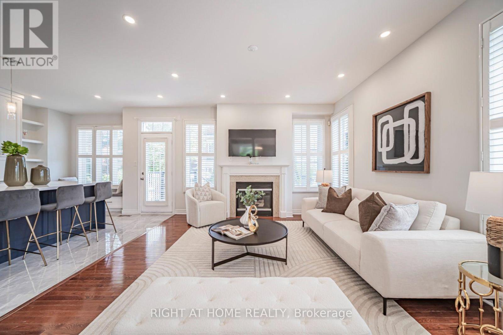 66 LARKMEAD CRESCENT - Image 12