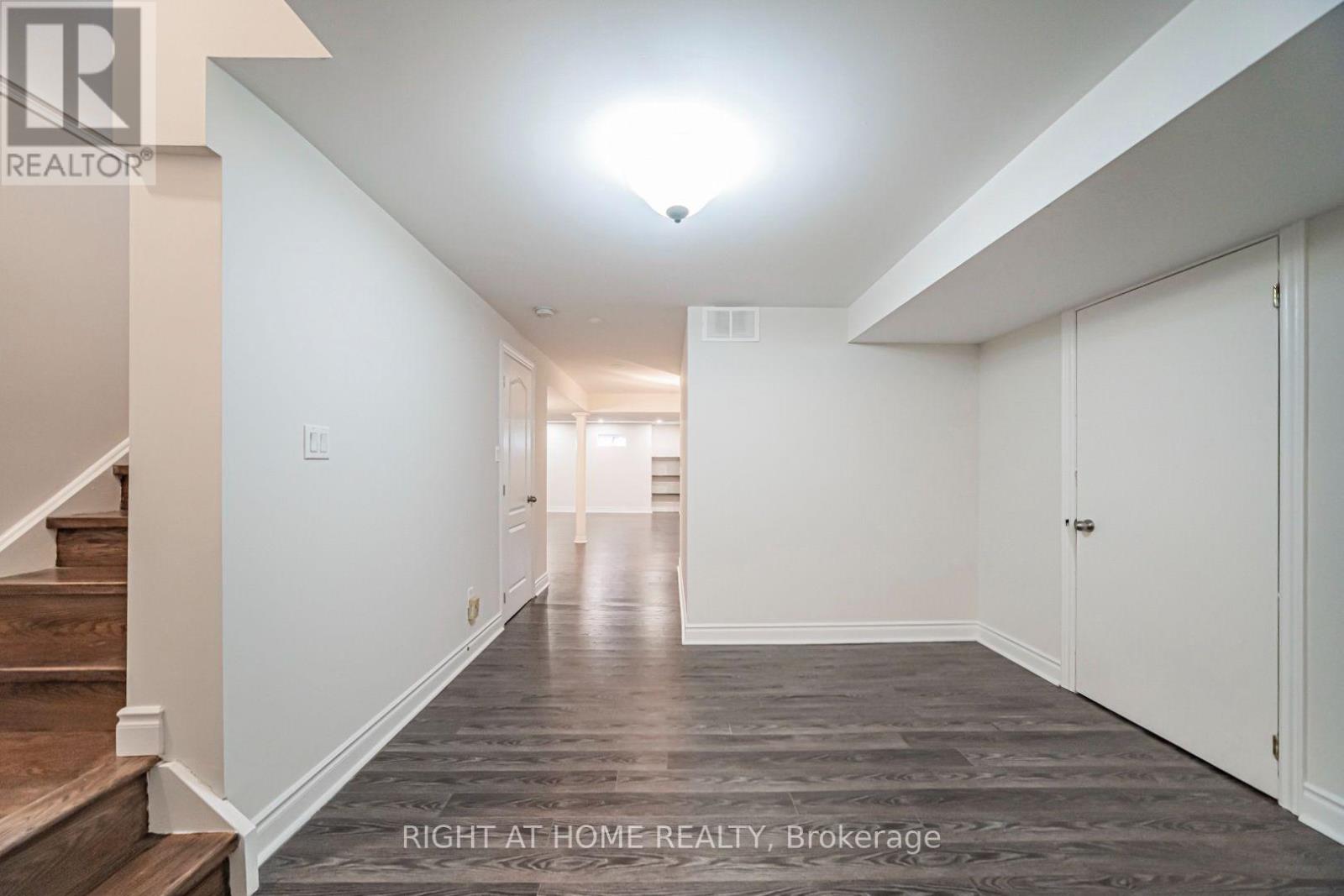 66 LARKMEAD CRESCENT - Image 36