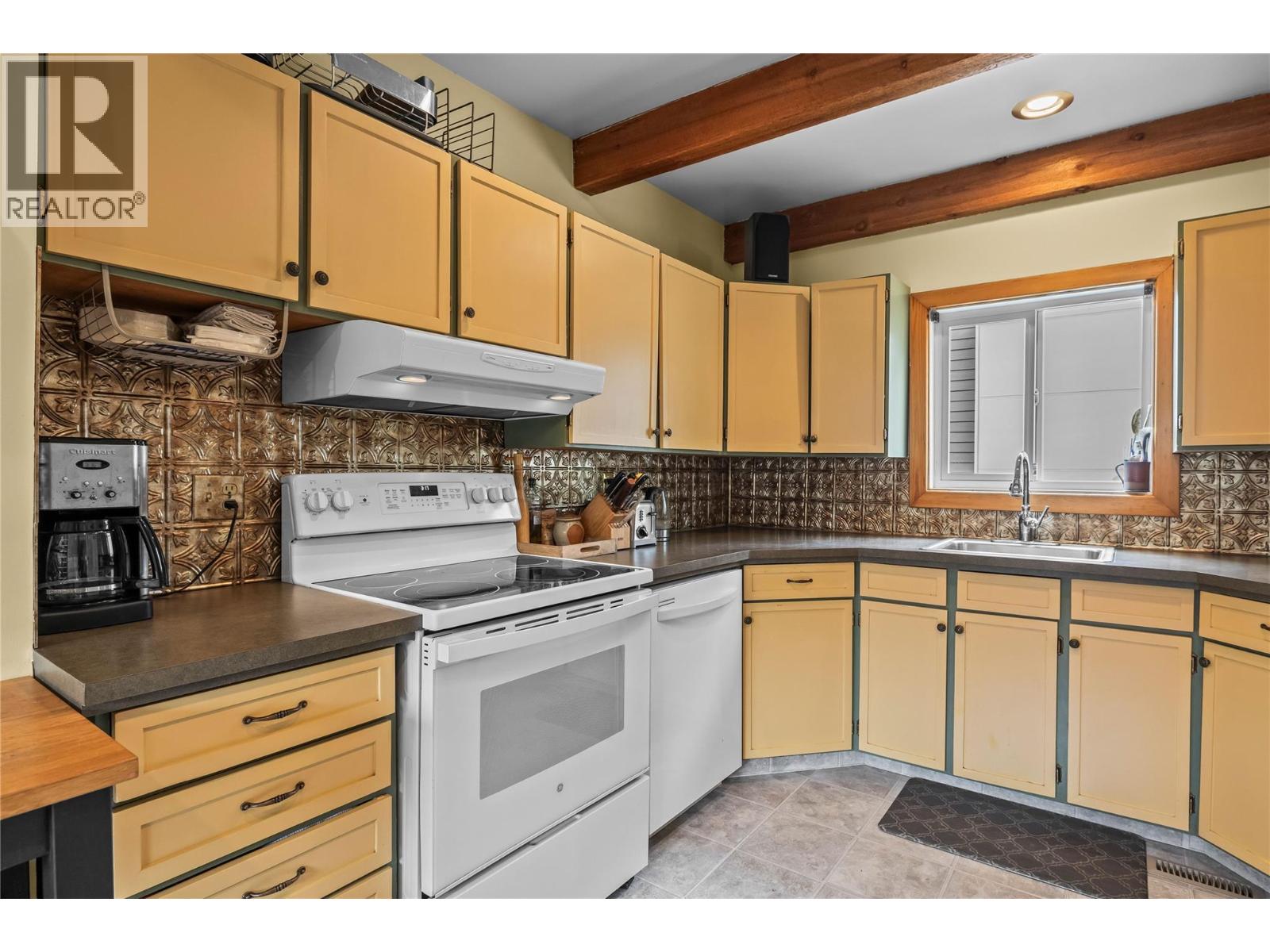 3002 25 Street - 20