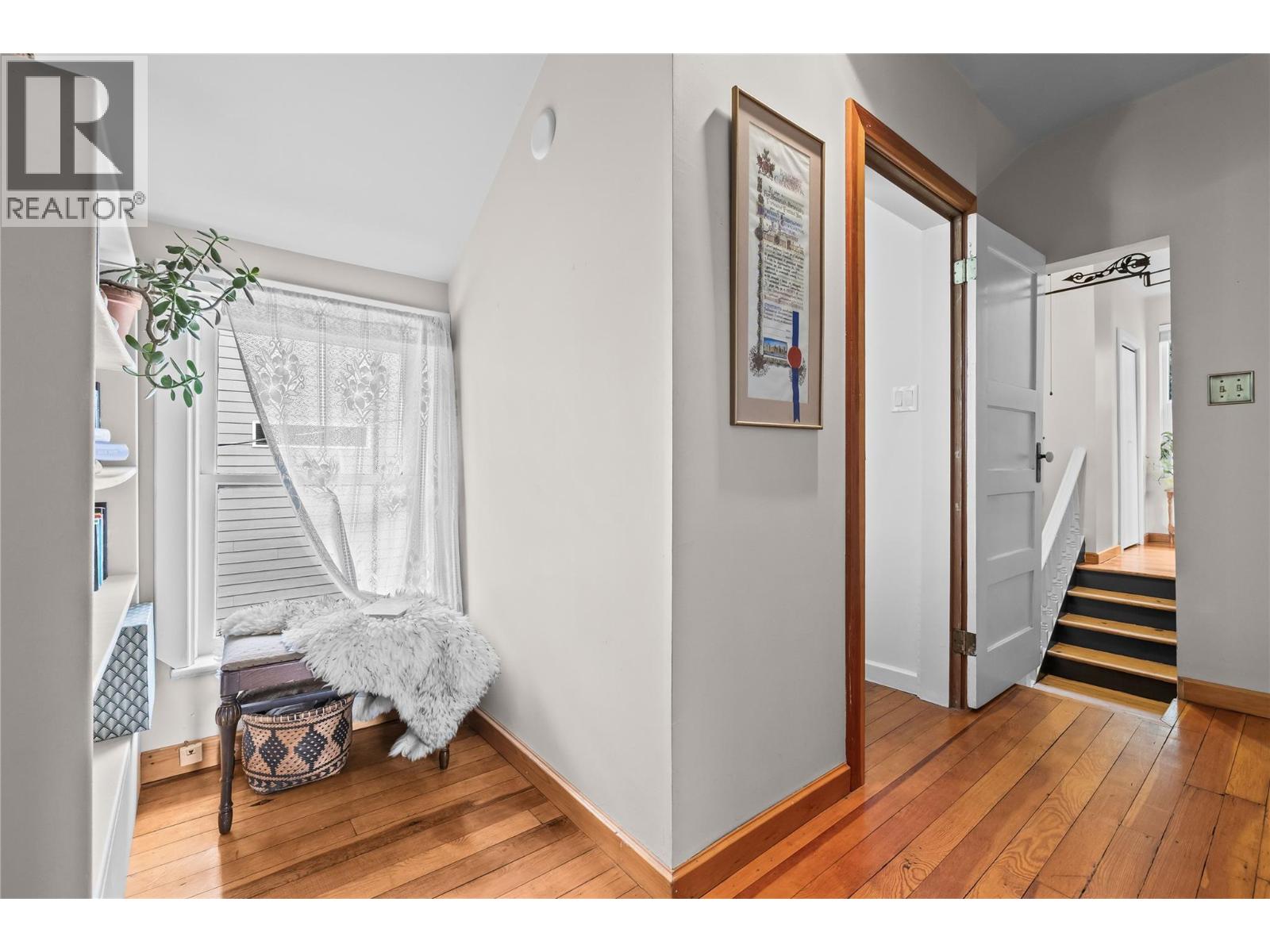 3002 25 Street - 37