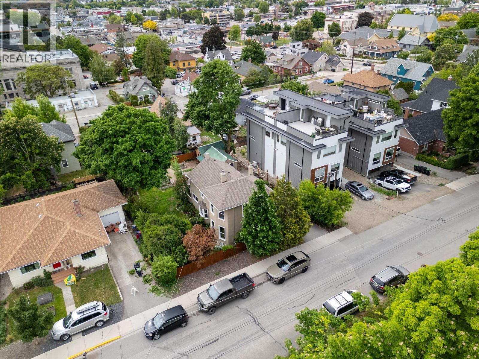 3002 25 Street - 55