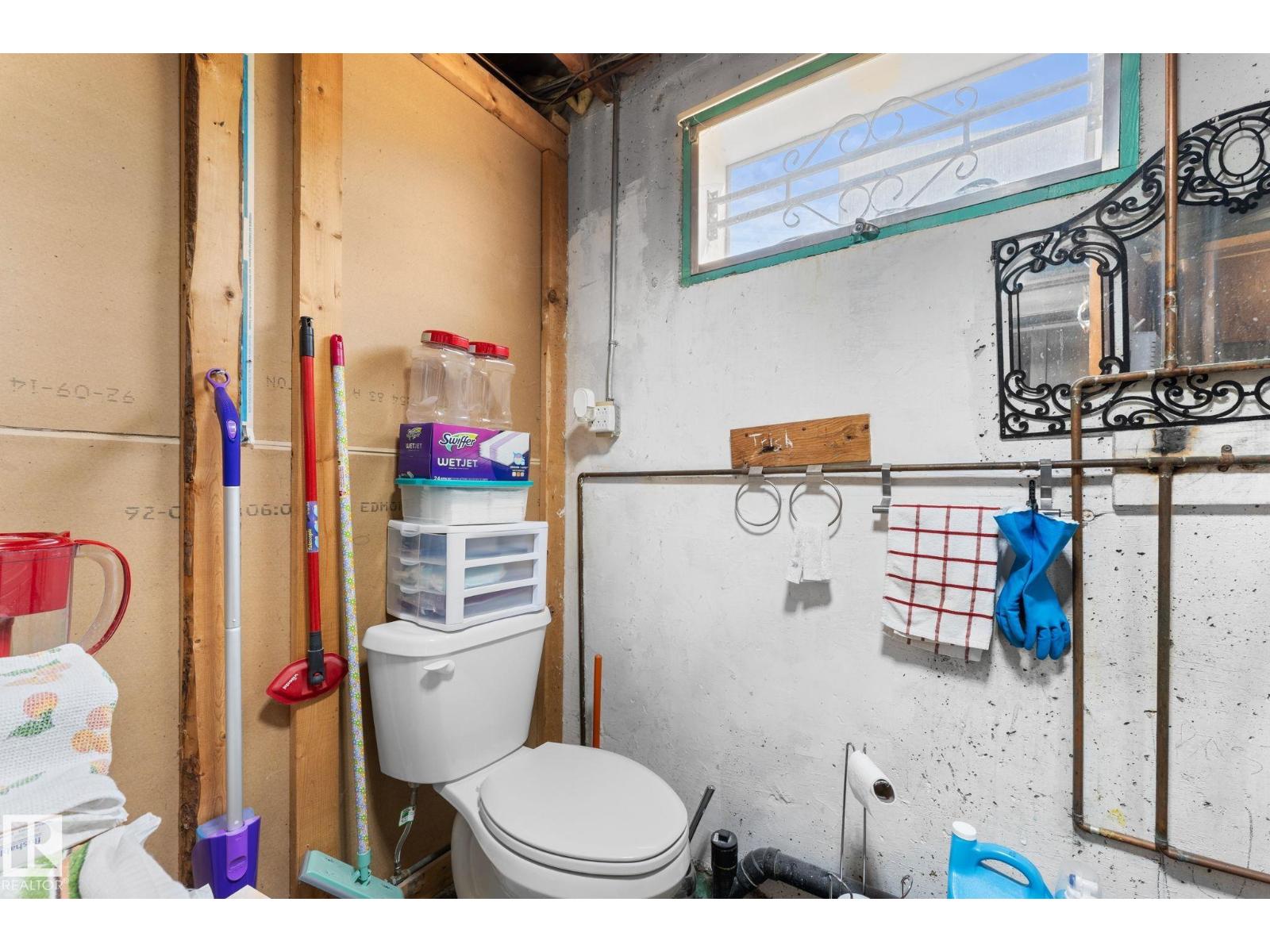 13131 60 ST NW NW - 21