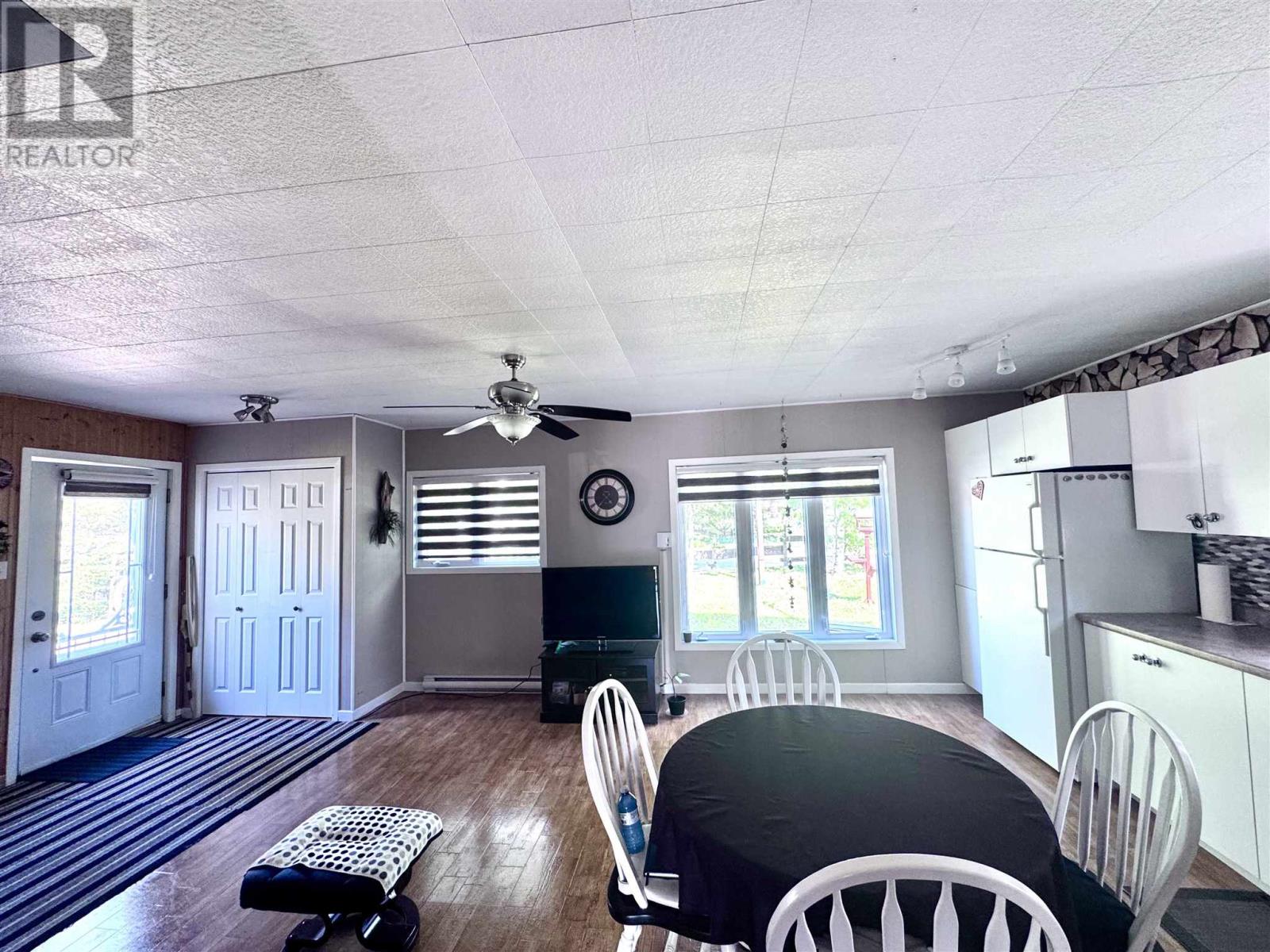 1142 Fantham Rd - 6