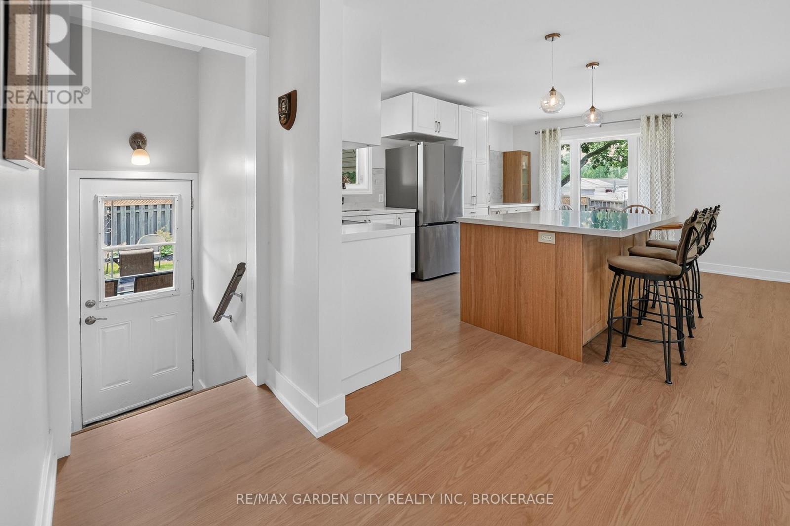 26 MILLWARD AVENUE - 20