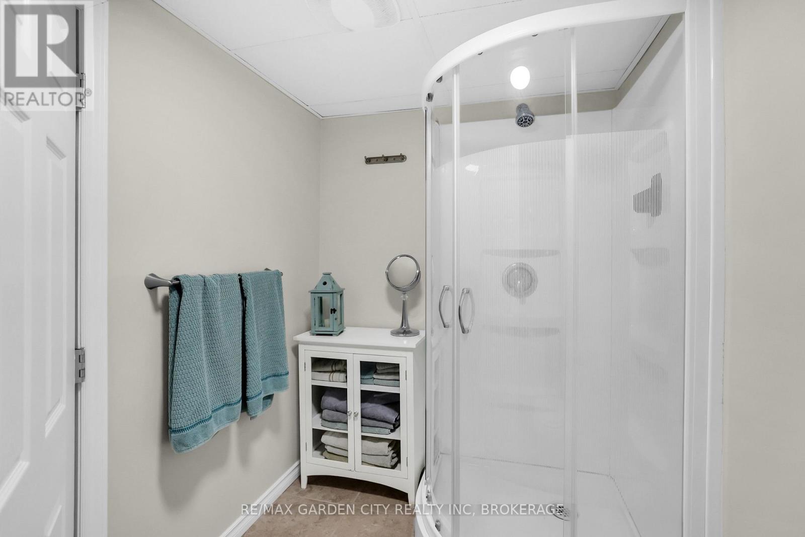 26 MILLWARD AVENUE - 27