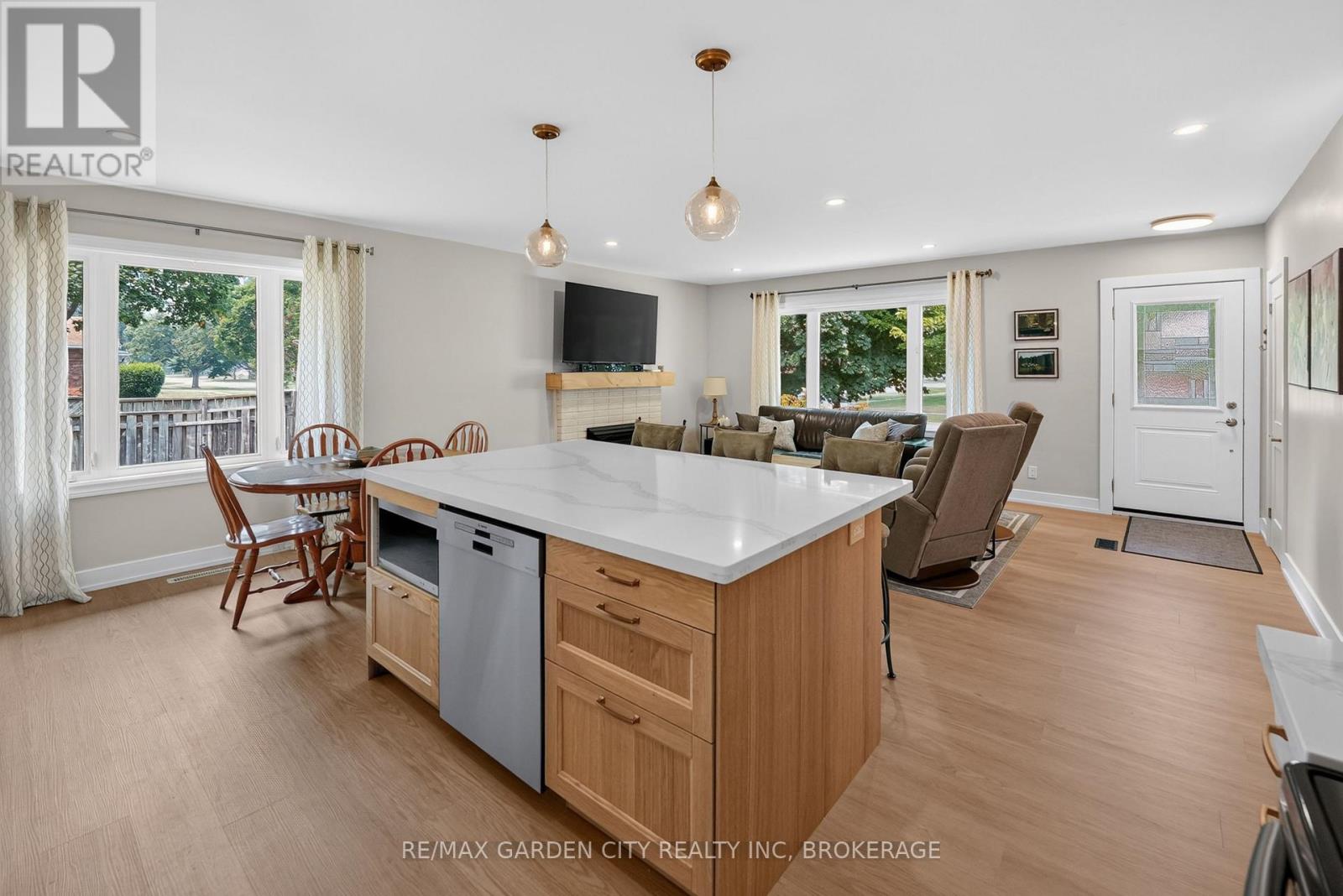 26 MILLWARD AVENUE - 3