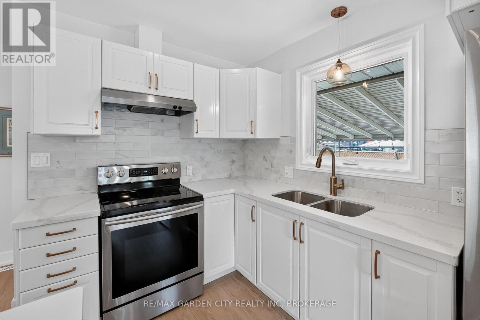 26 MILLWARD AVENUE - 8