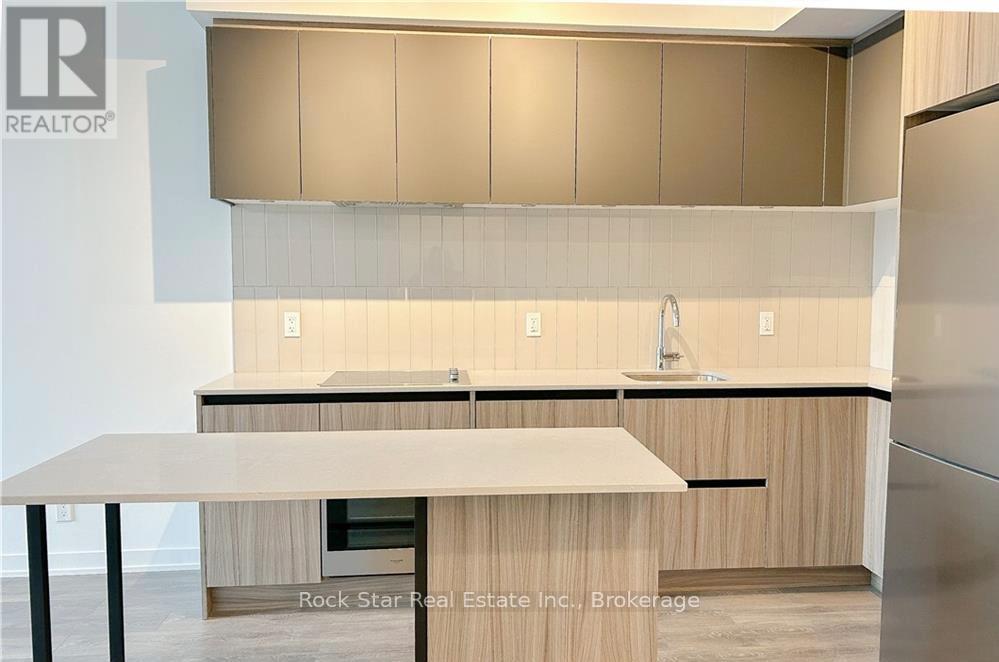 #629 7950 BATHURST STREET - 11