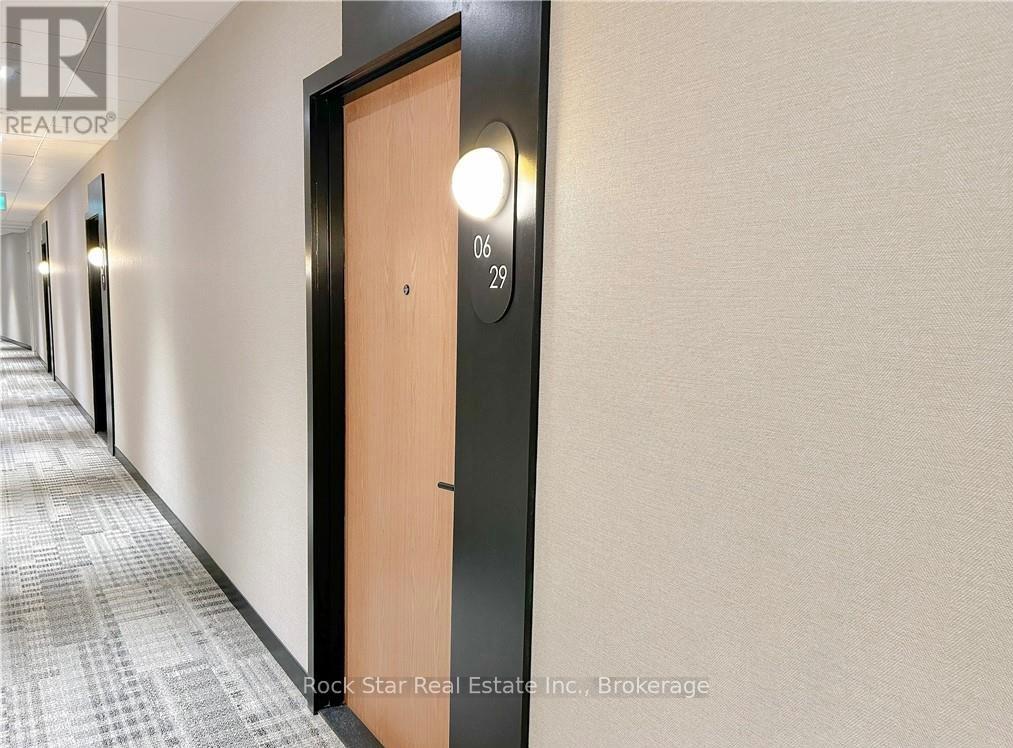 #629 7950 BATHURST STREET - 8