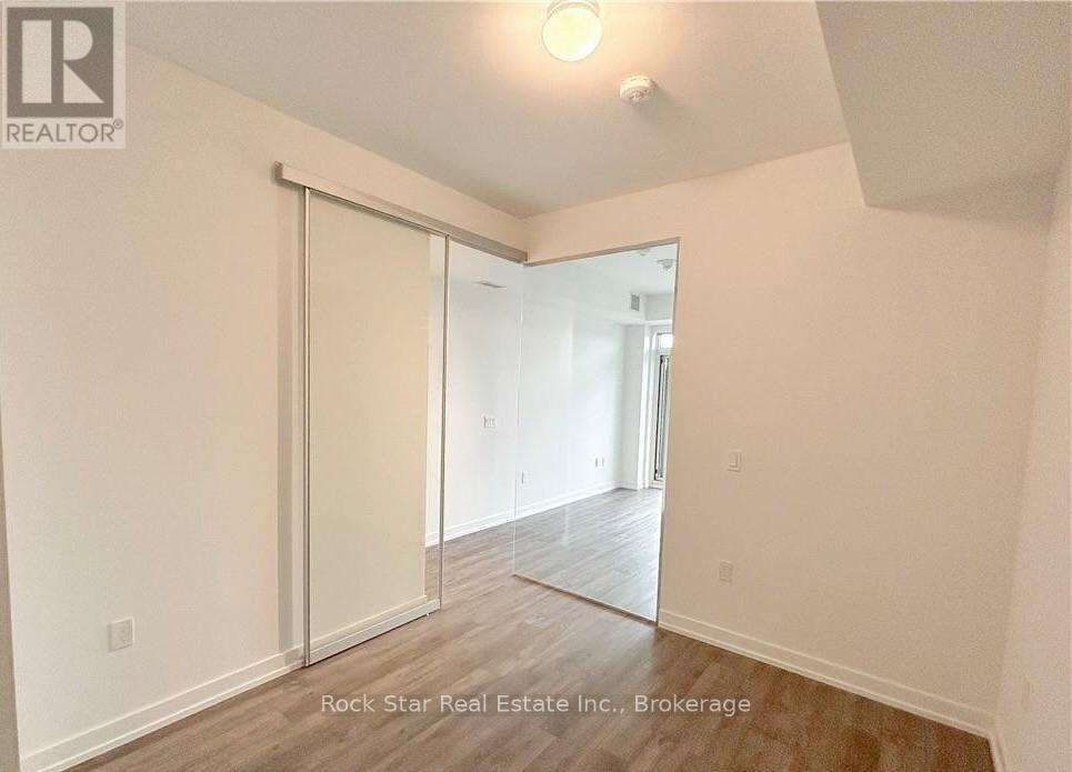 #418 1195 THE QUEENSWAY - Image 16