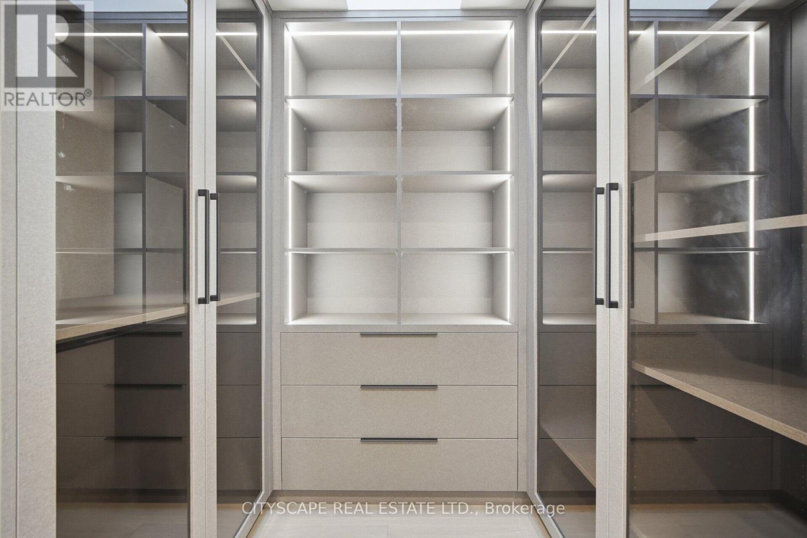10B HOLMSTEAD AVENUE - Image 31