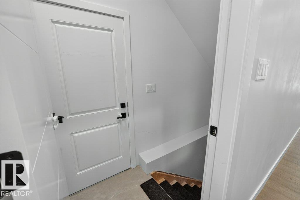 6005 107 ST NW - 48