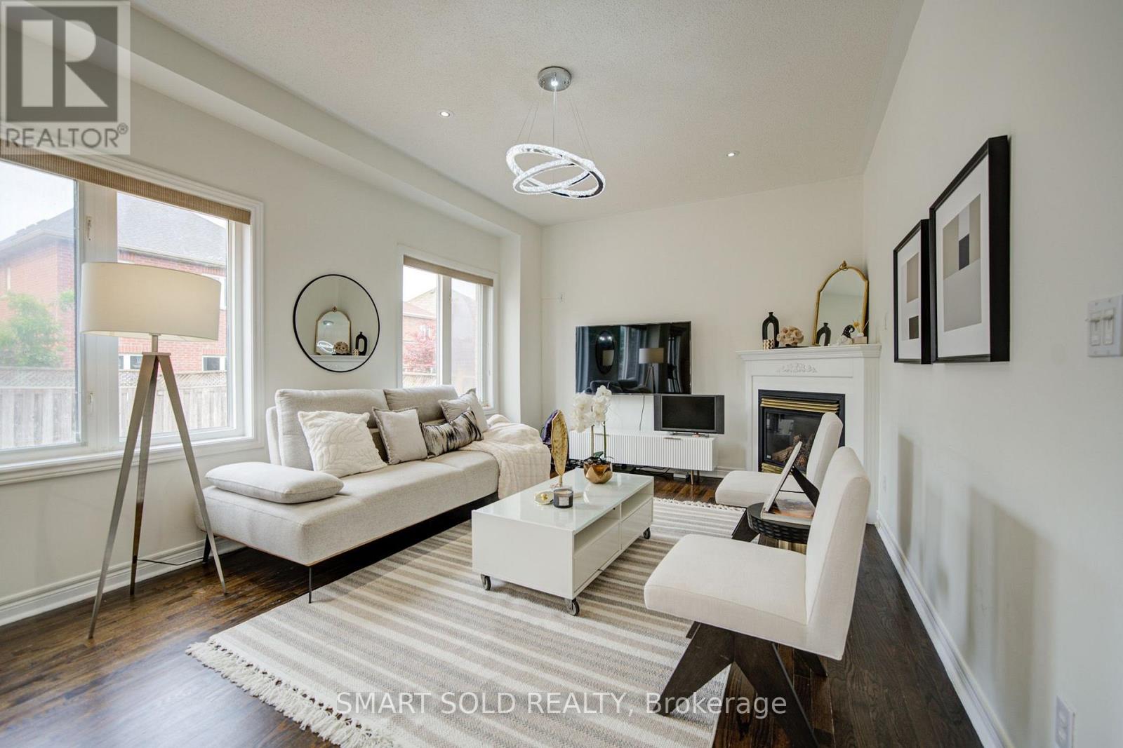 48 RAVEL DRIVE - 12