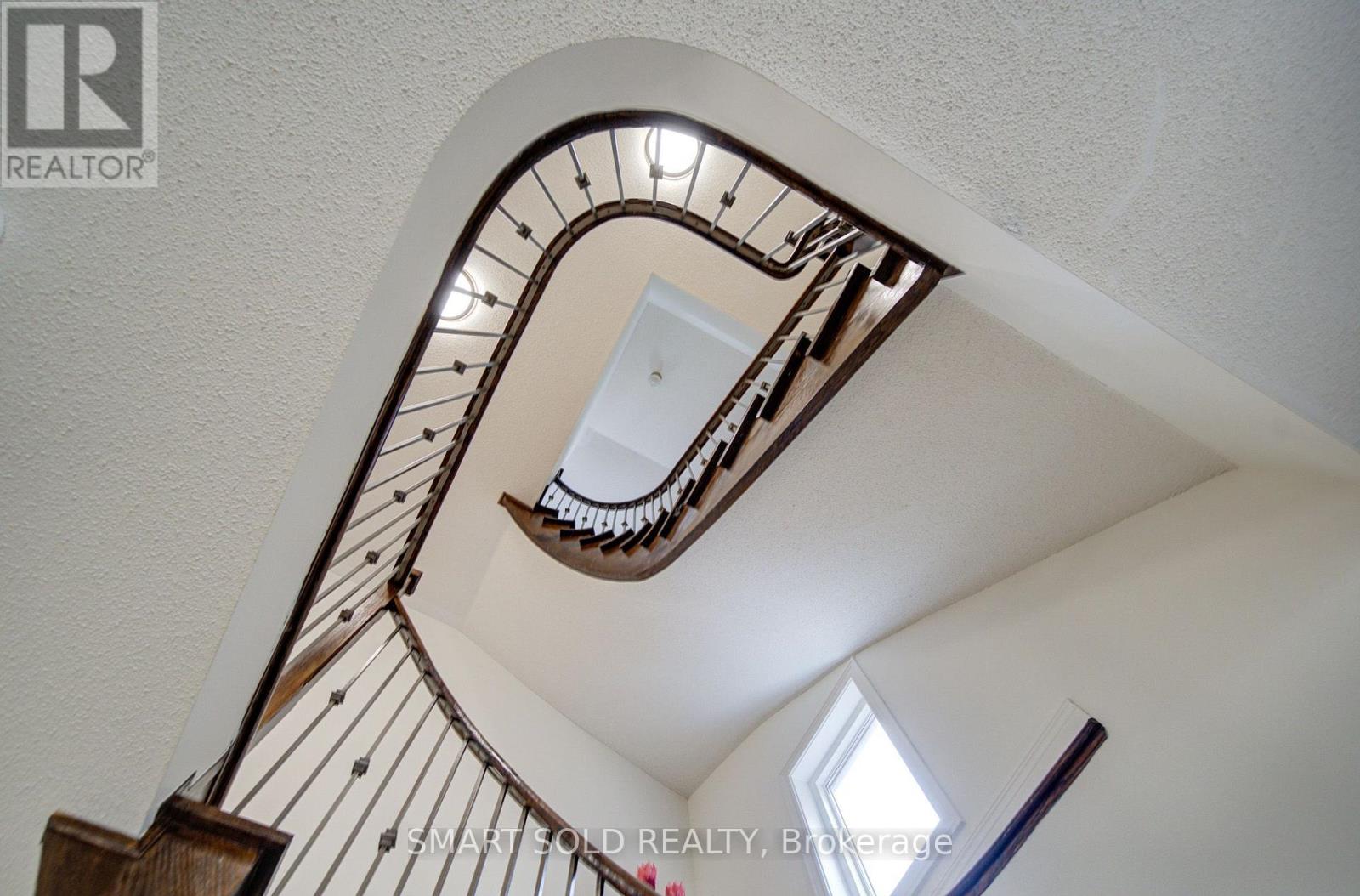 48 RAVEL DRIVE - 15