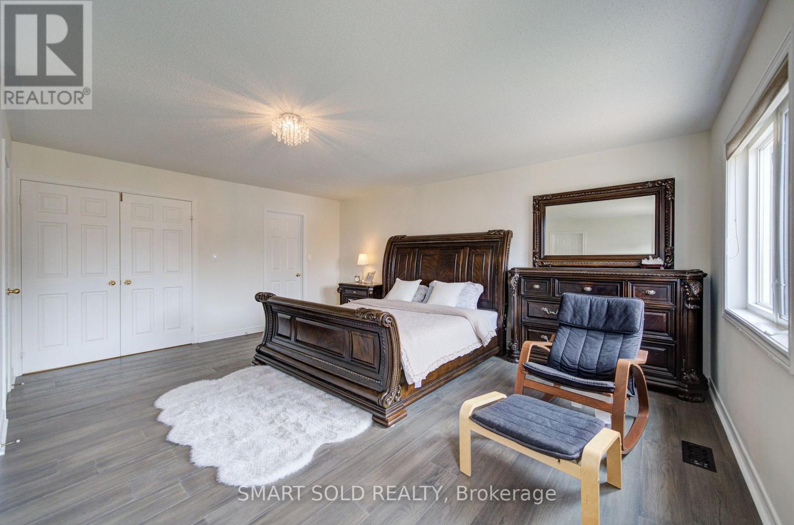 48 RAVEL DRIVE - 20