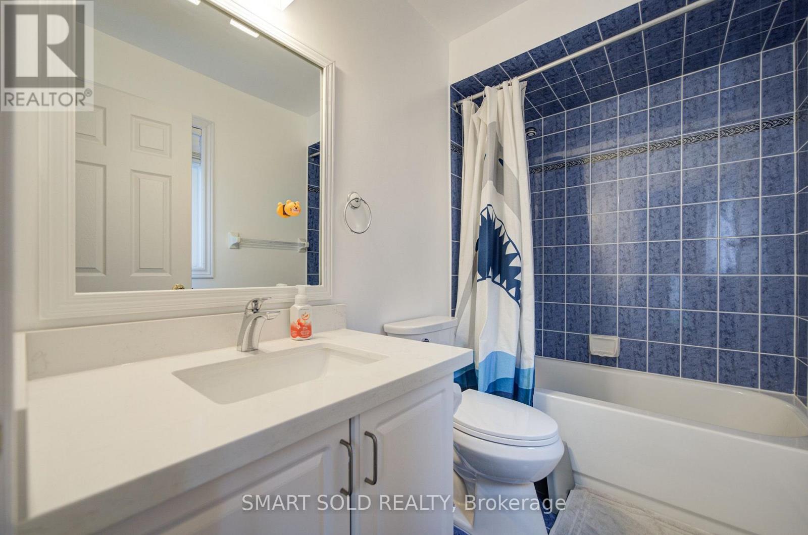 48 RAVEL DRIVE - 27