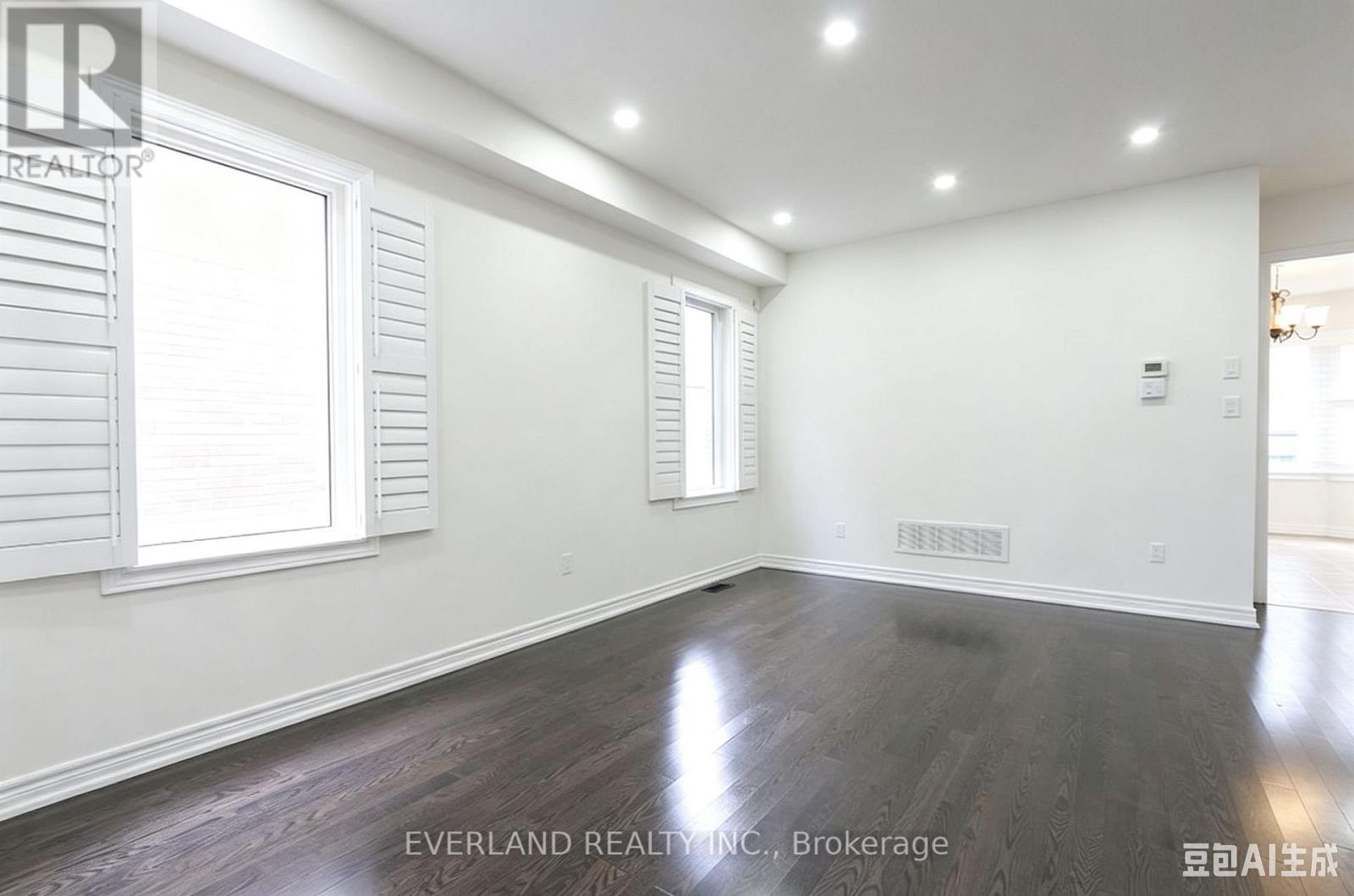 51 LUCIDA COURT - 10