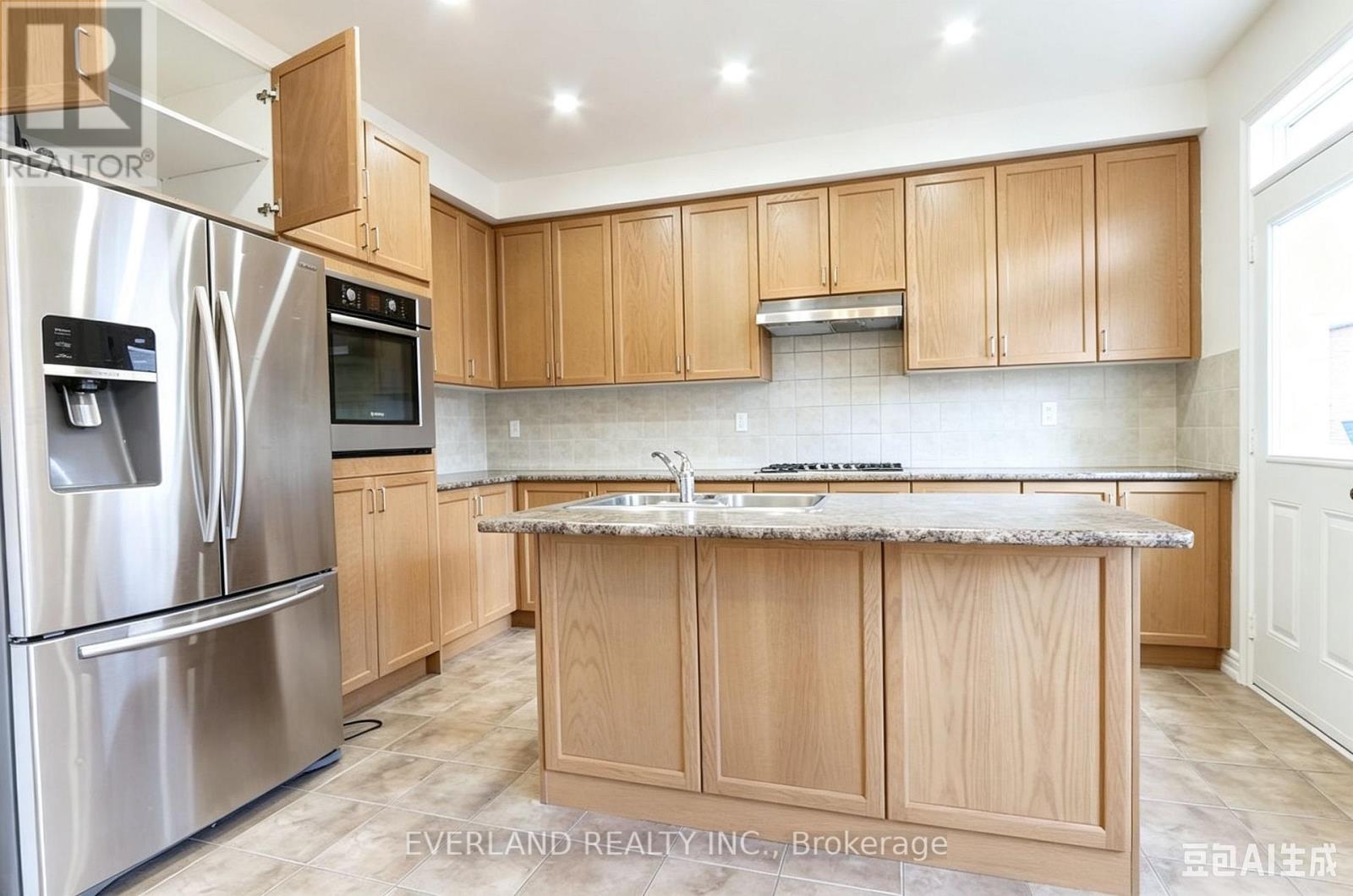 51 LUCIDA COURT - 13