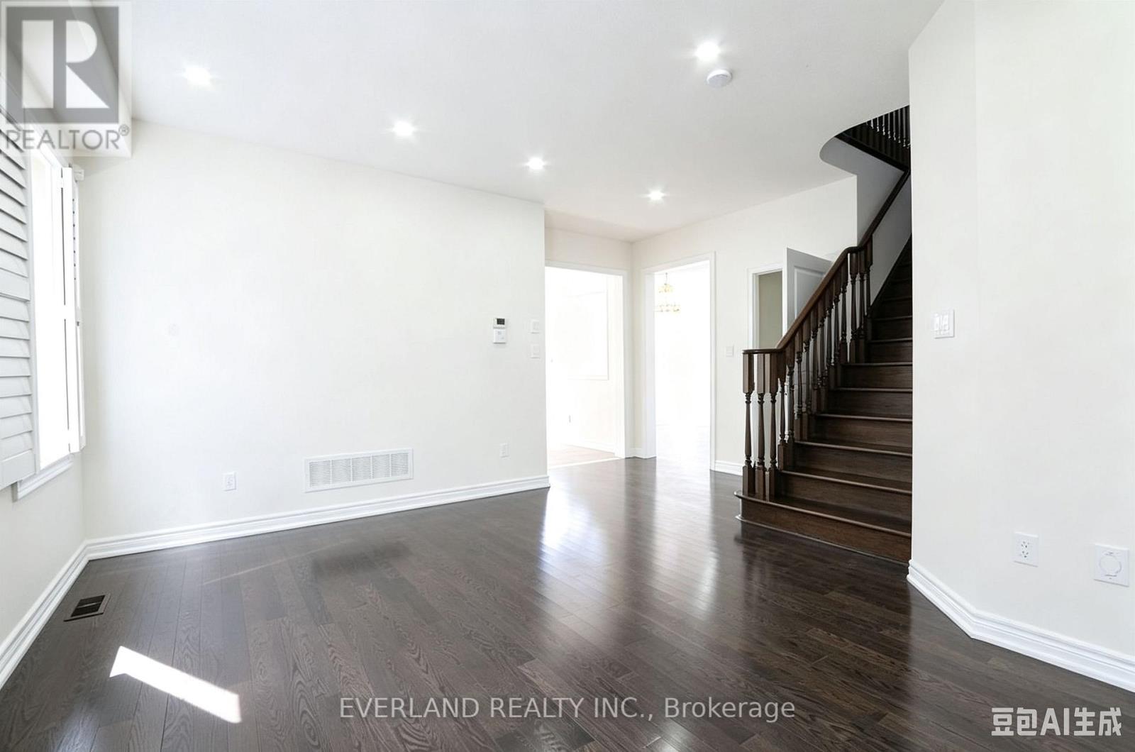 51 LUCIDA COURT - 16