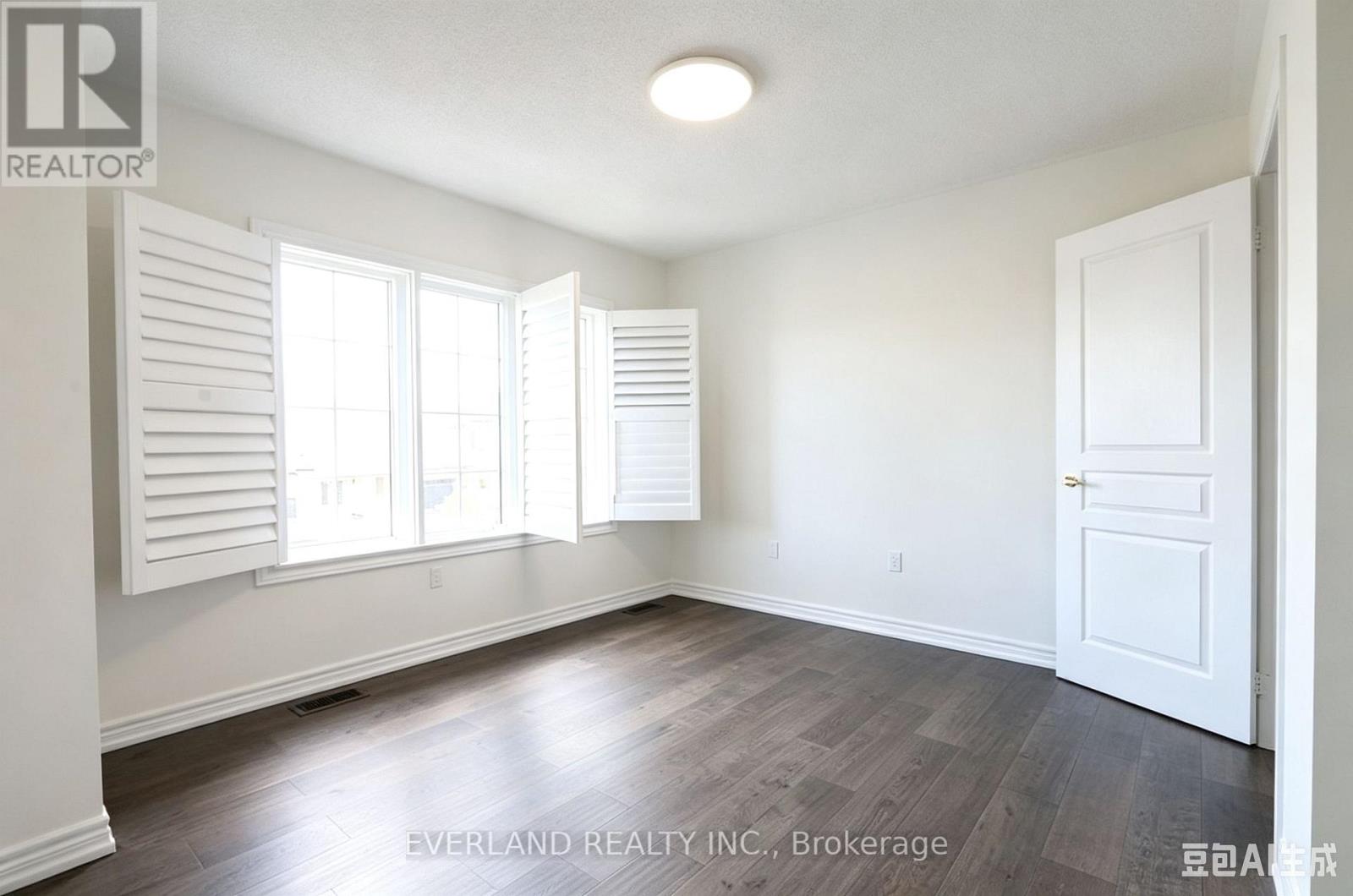51 LUCIDA COURT - 24