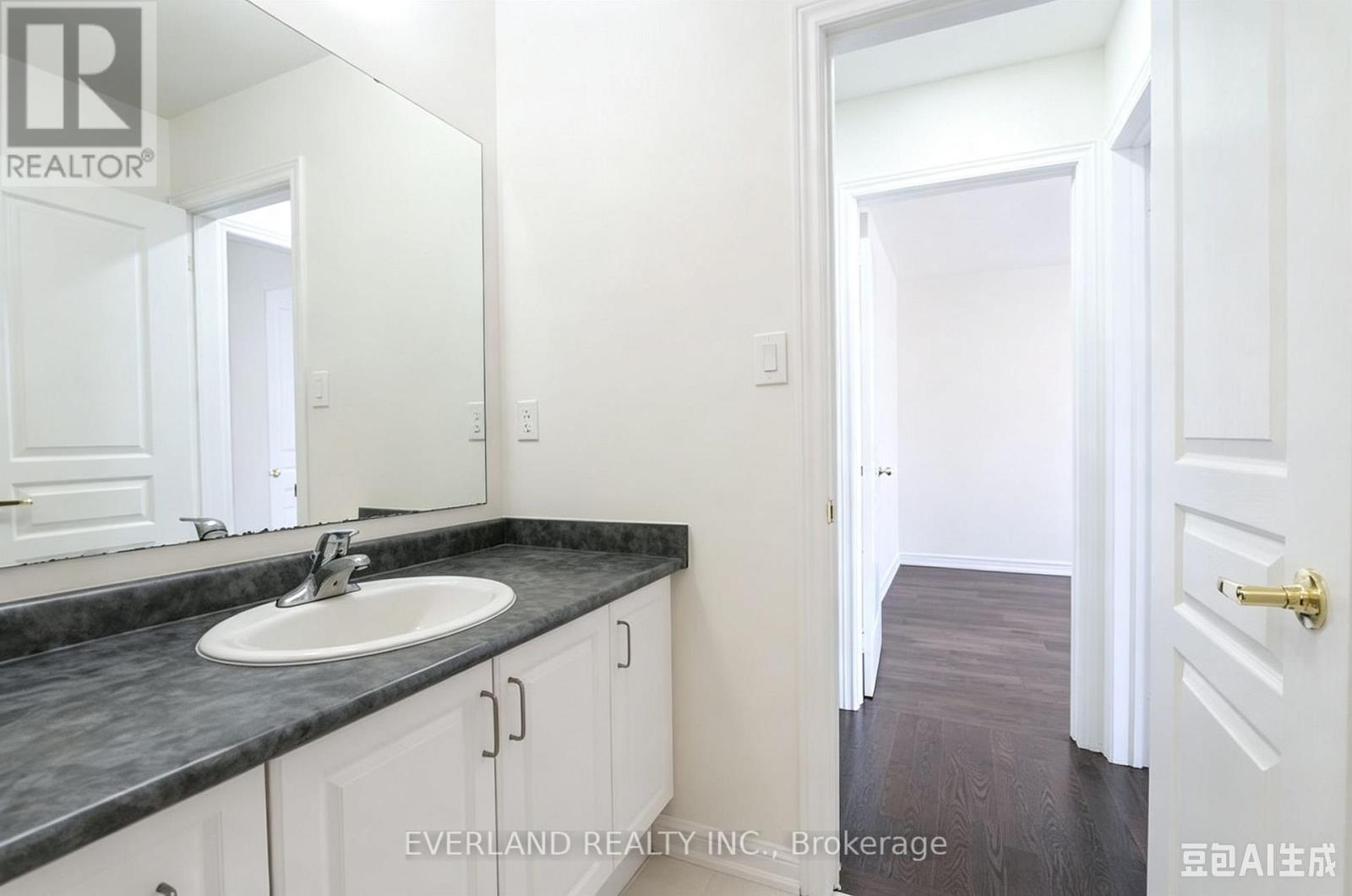 51 LUCIDA COURT - 32