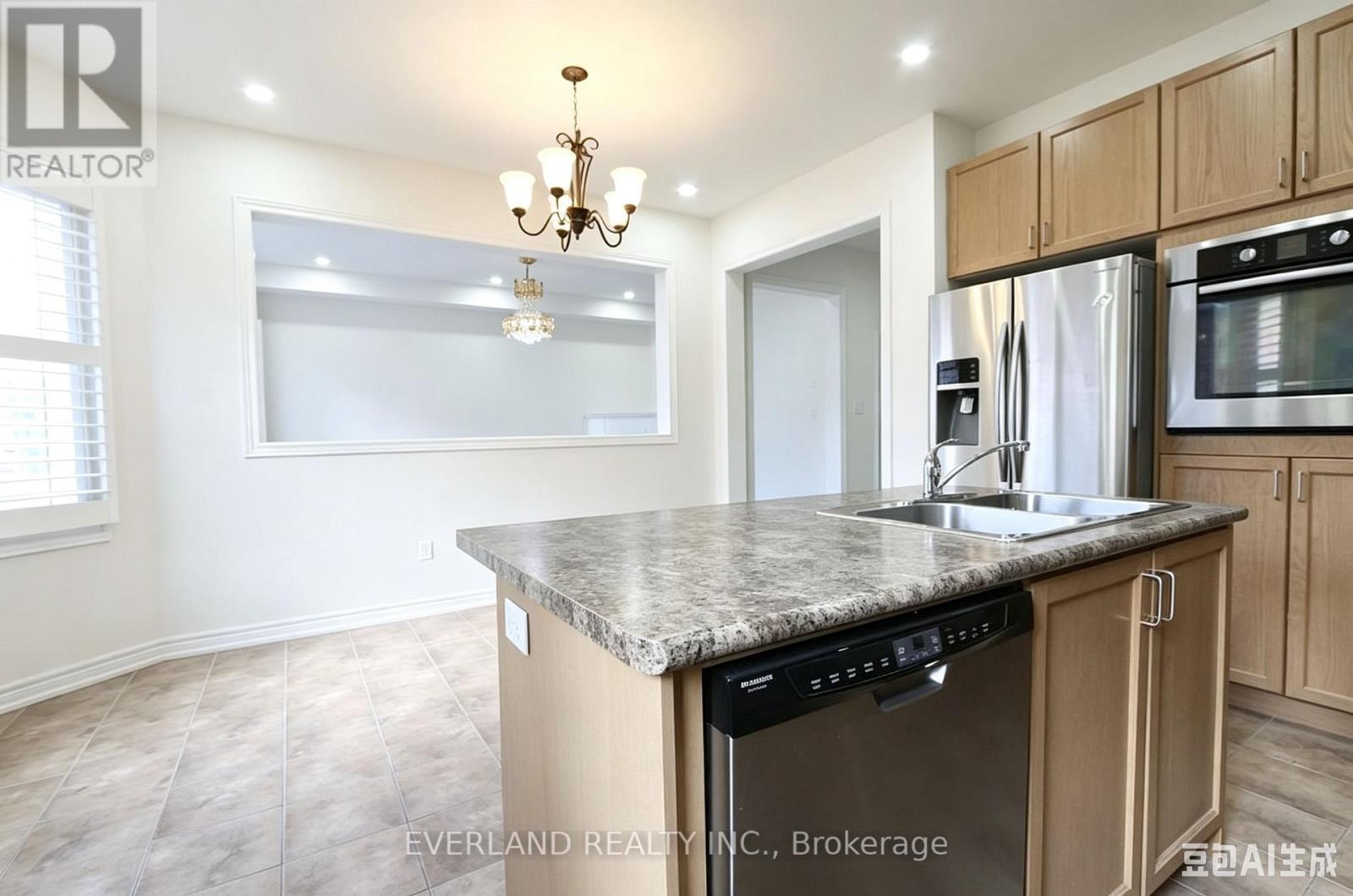 51 LUCIDA COURT - 7