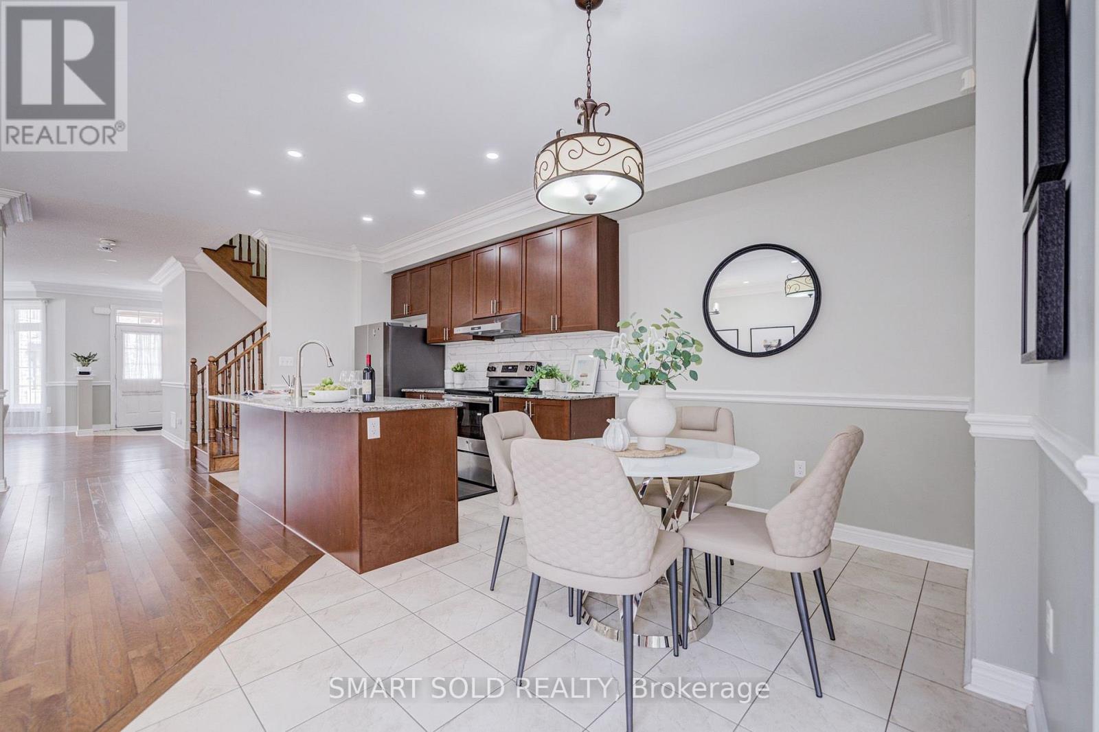9 PORTIA STREET - 16