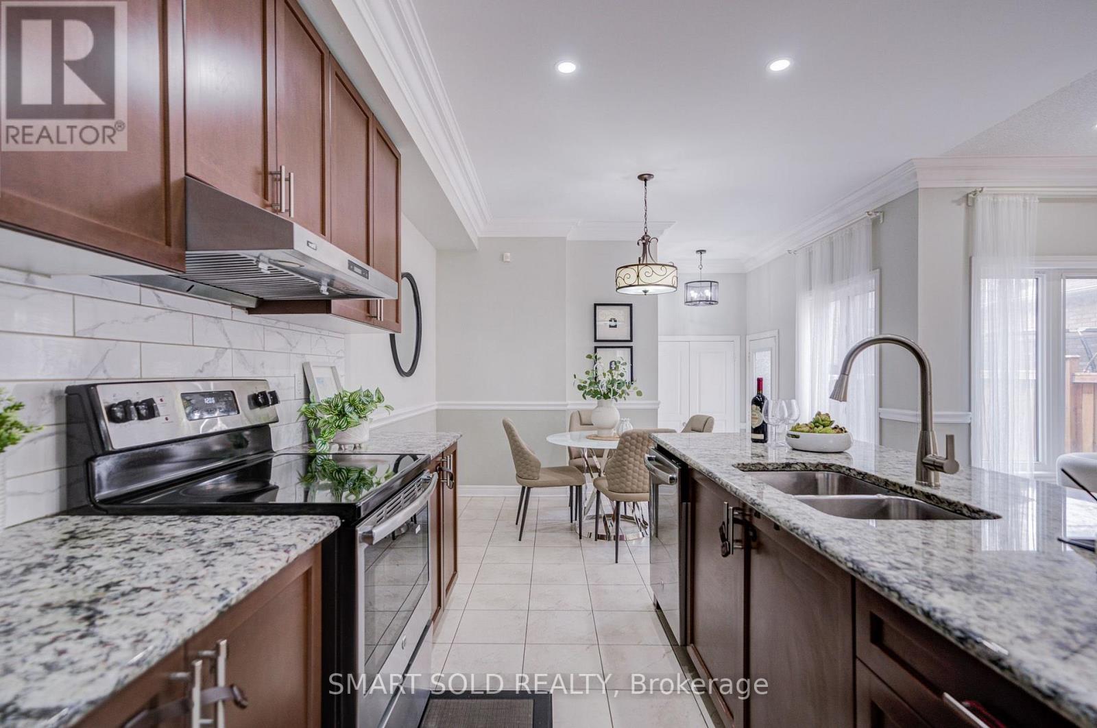 9 PORTIA STREET - 17