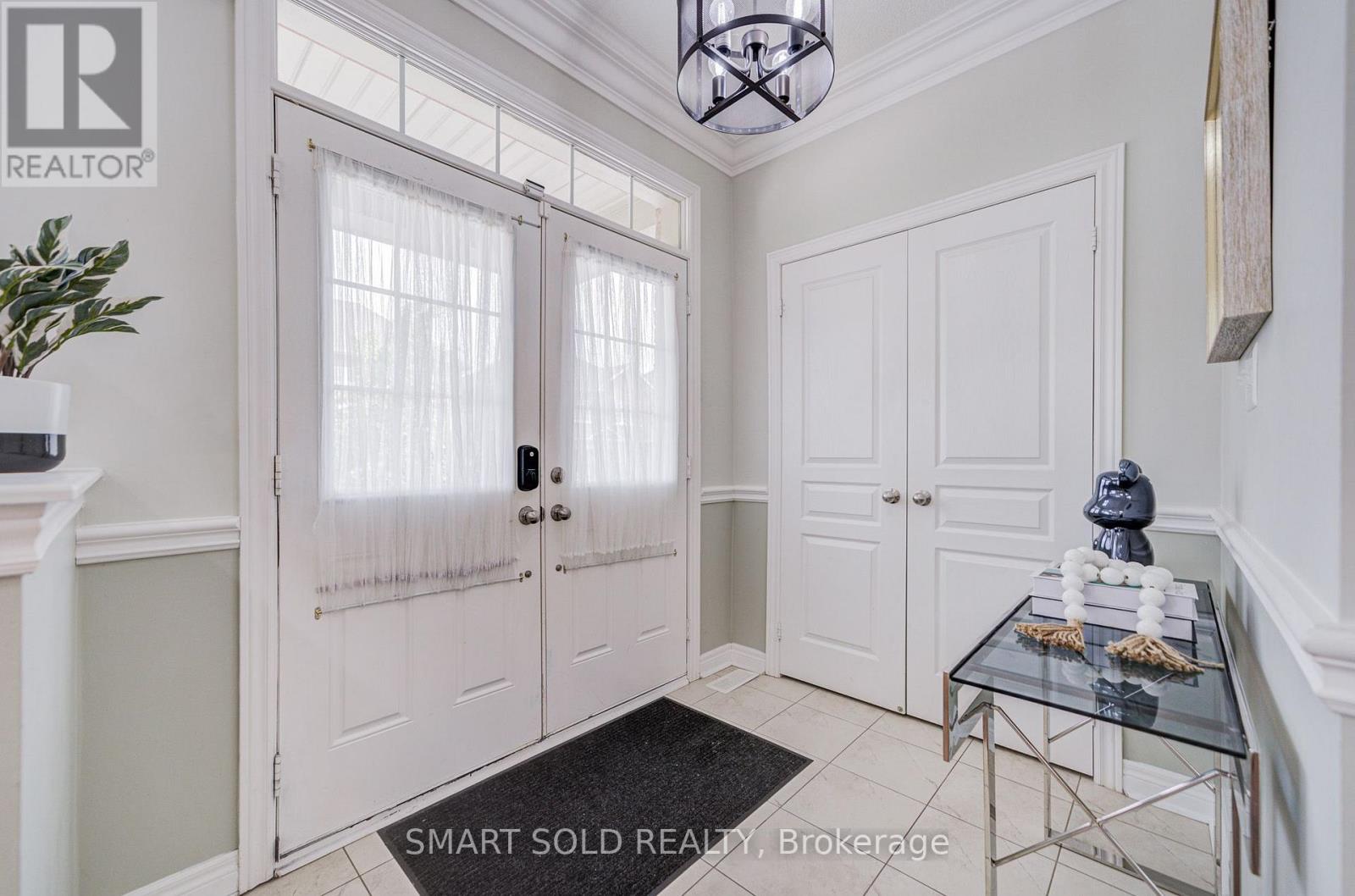9 PORTIA STREET - 2