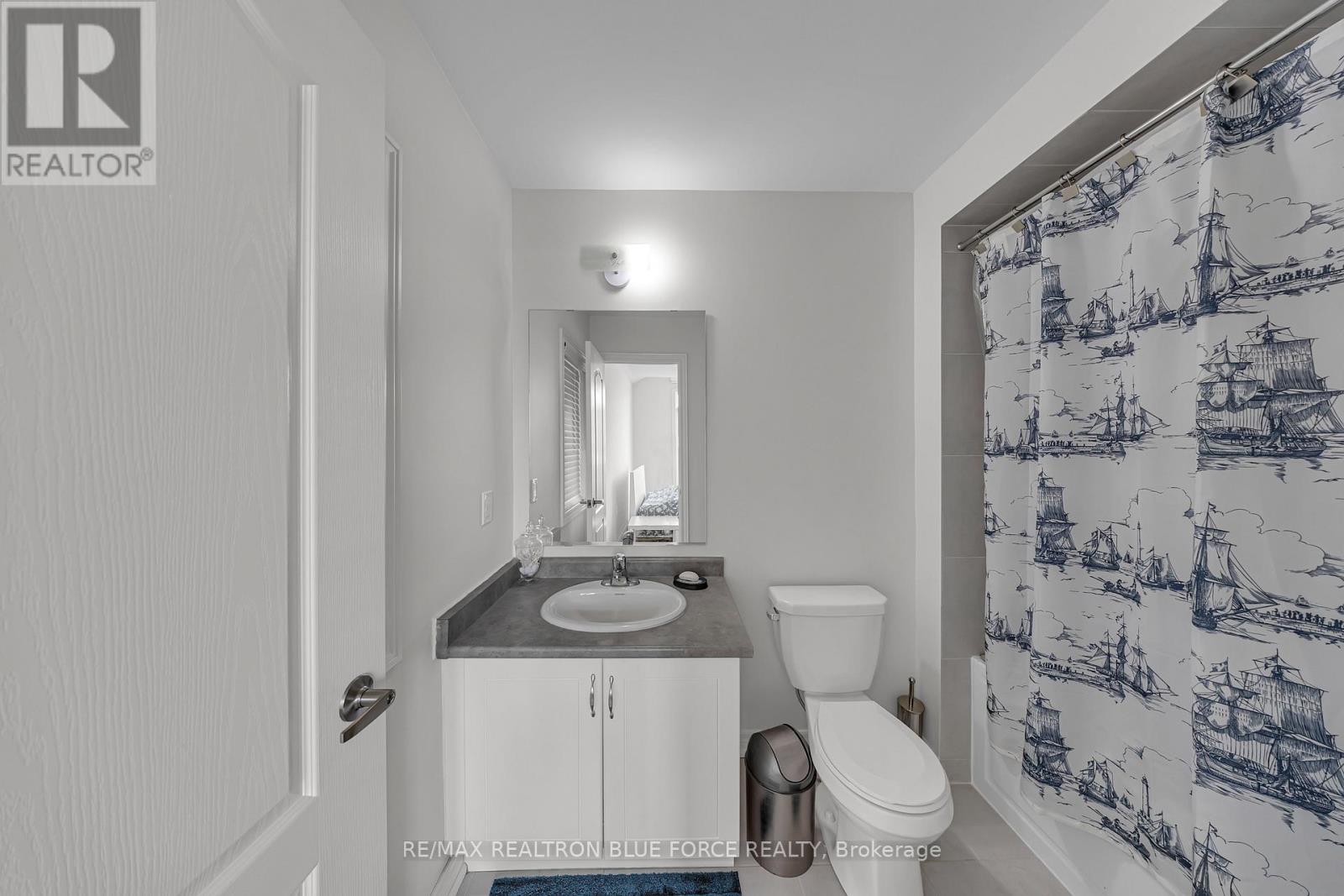 38 PINEDALE AVENUE - 23