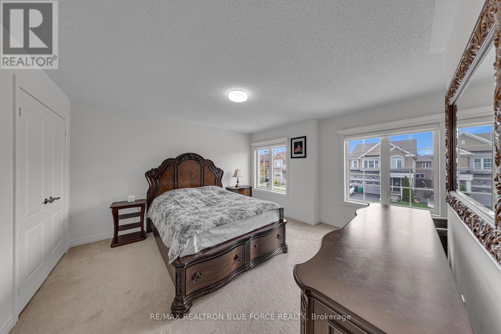 38 PINEDALE AVENUE - 24