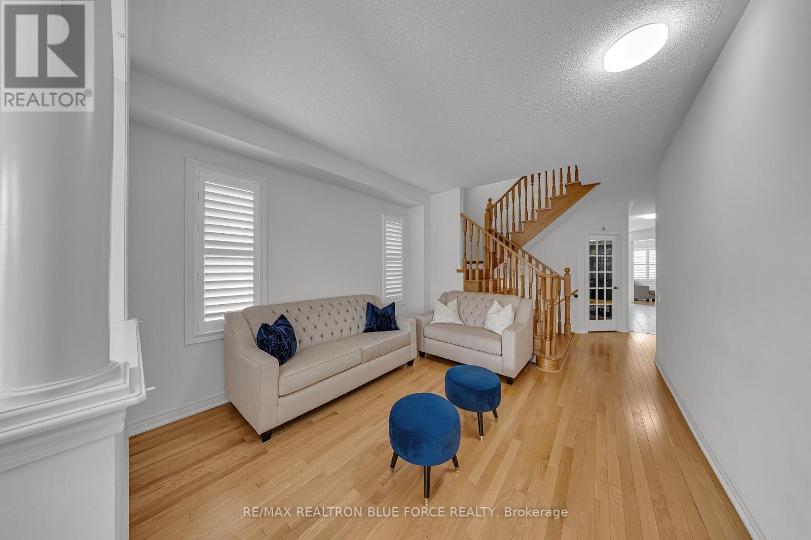 38 PINEDALE AVENUE - 4