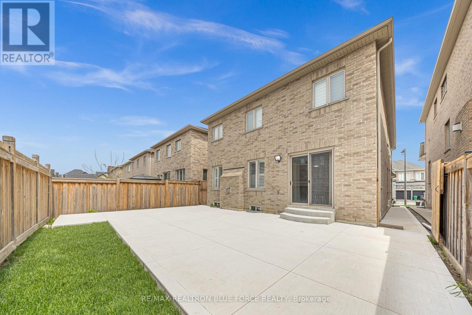 38 PINEDALE AVENUE - 42