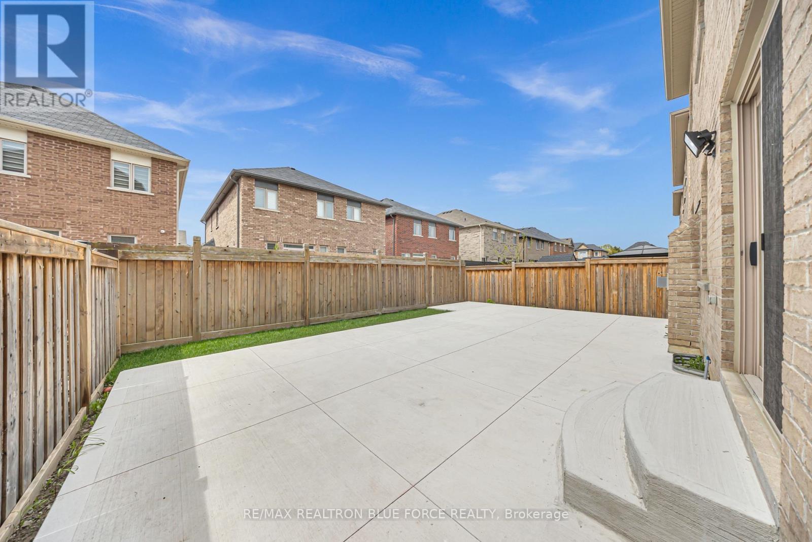 38 PINEDALE AVENUE - 43