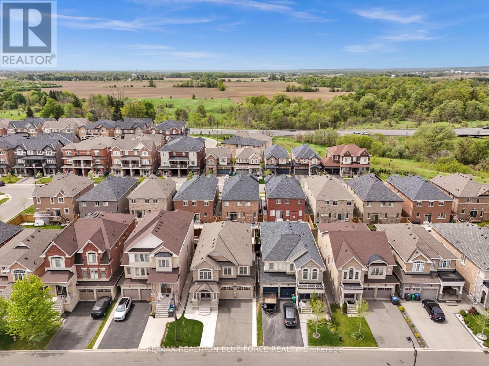 38 PINEDALE AVENUE - 47