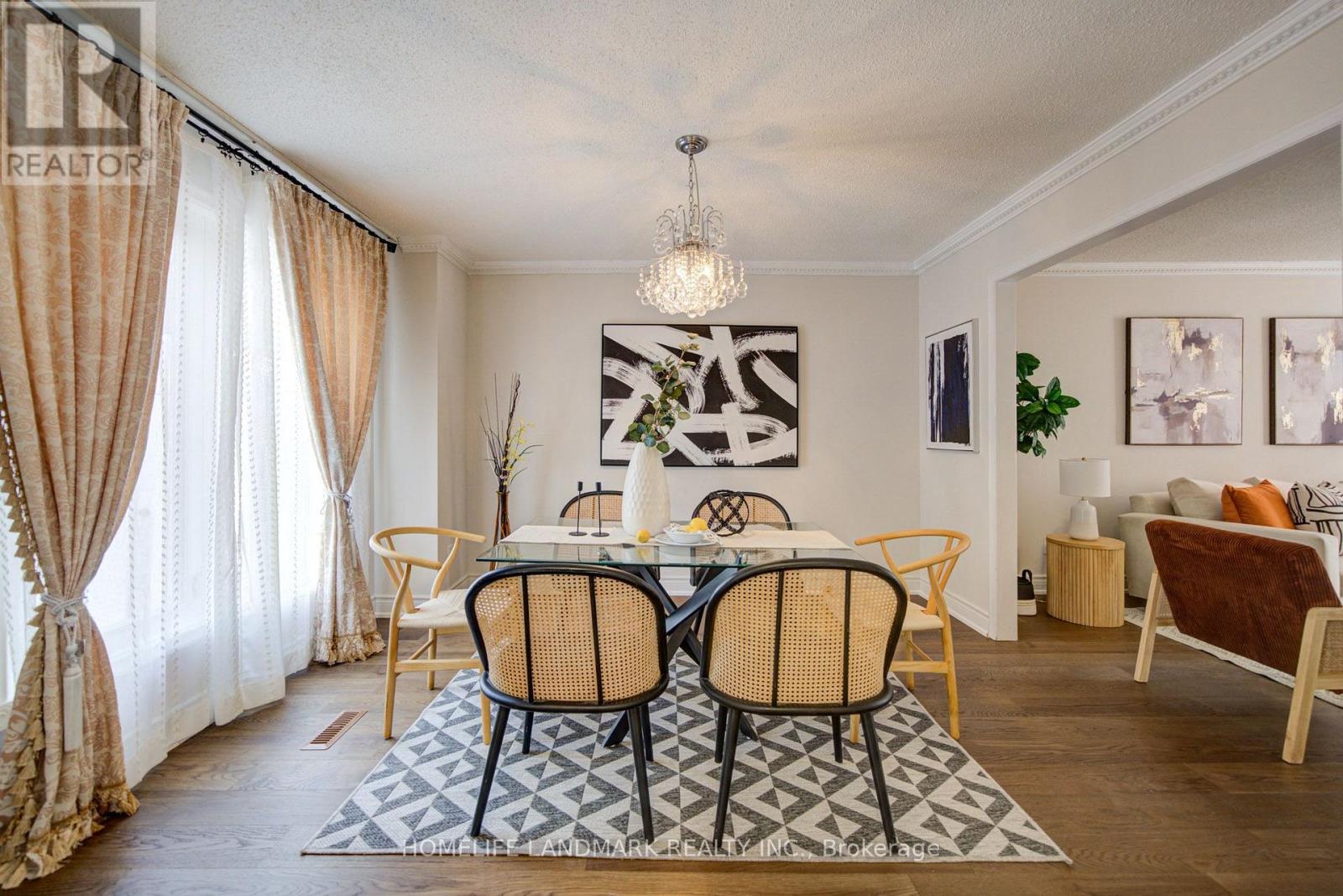 1091 QUEENS AVENUE - 13
