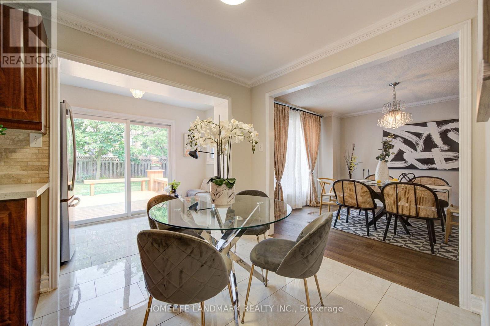 1091 QUEENS AVENUE - 14