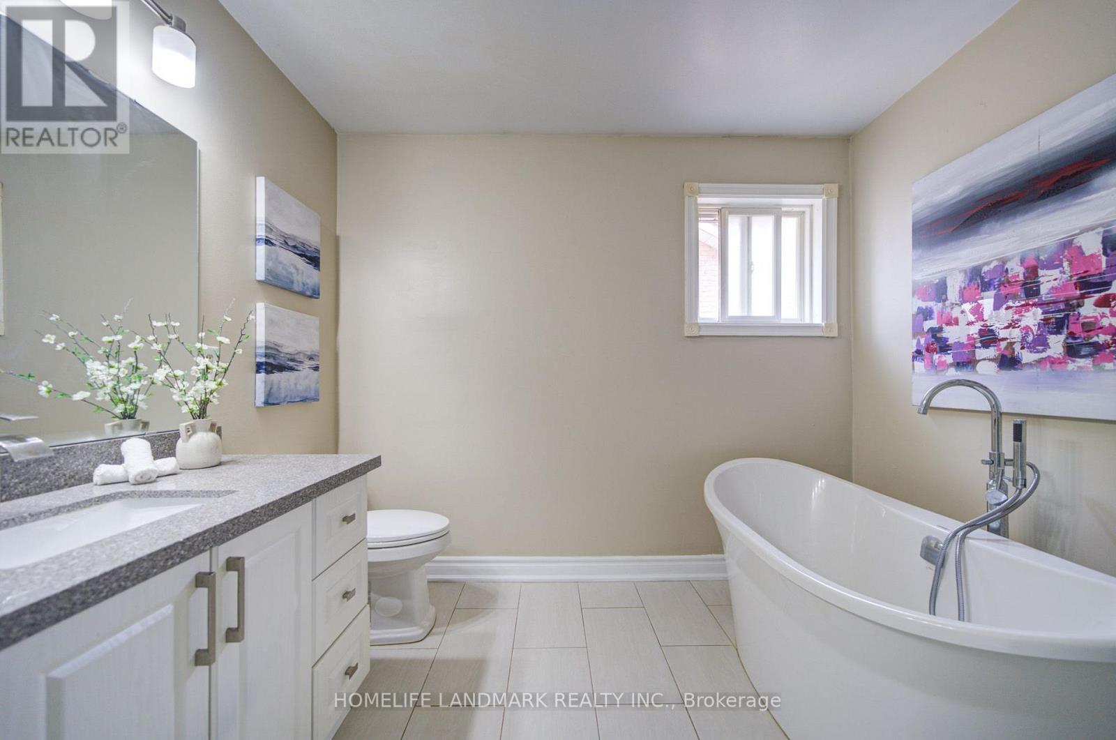 1091 QUEENS AVENUE - 27