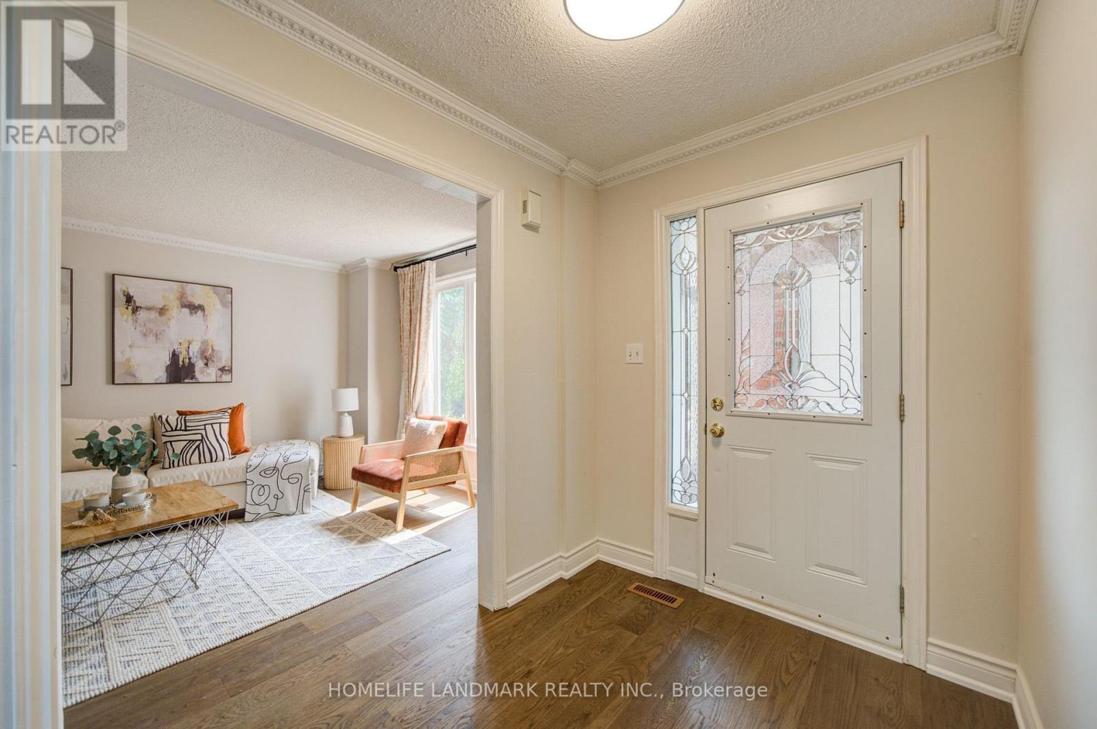 1091 QUEENS AVENUE - 3