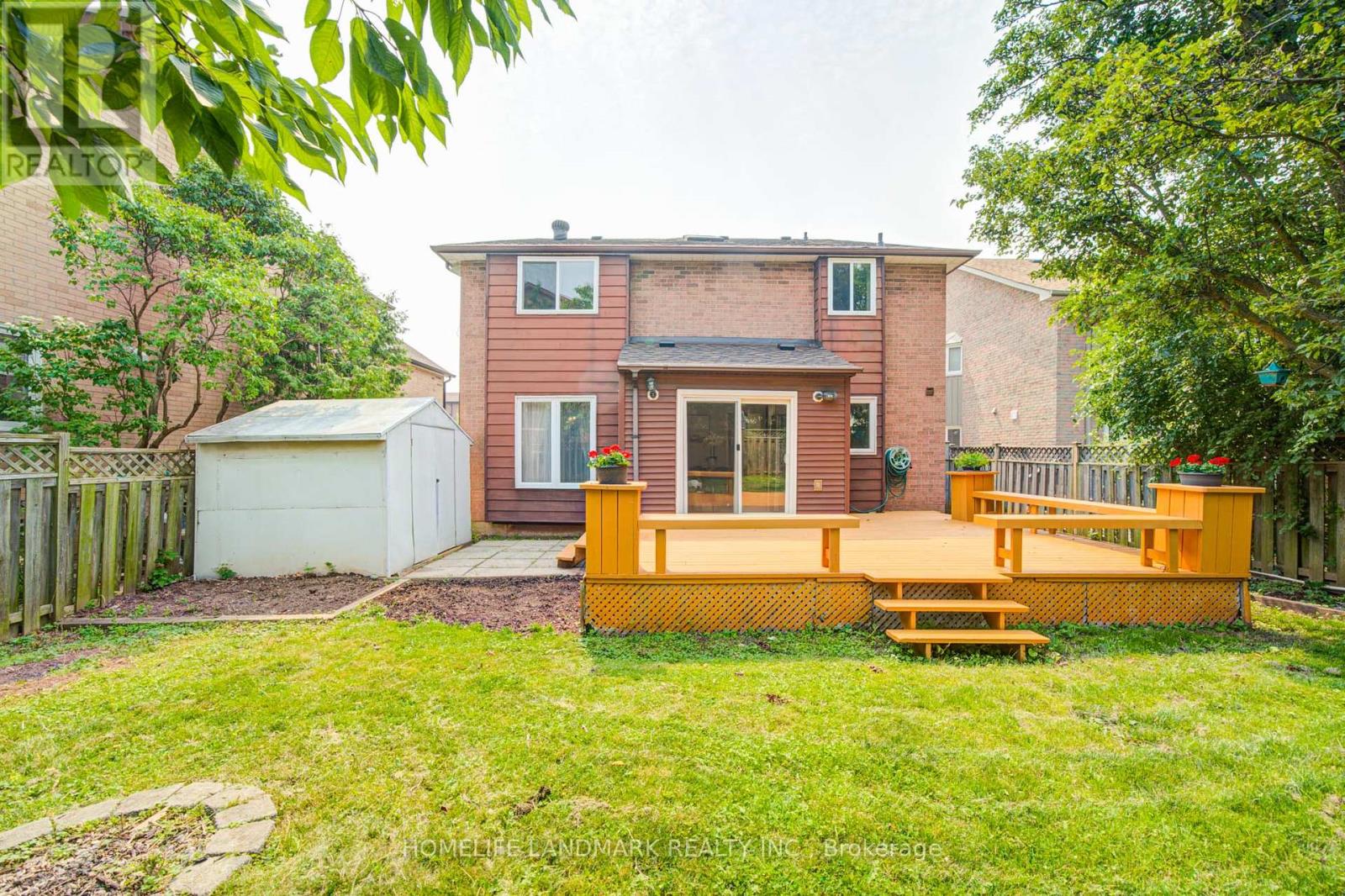 1091 QUEENS AVENUE - 49