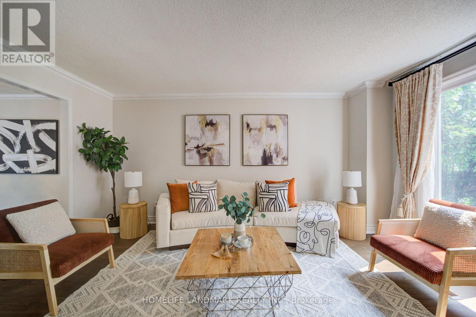 1091 QUEENS AVENUE - 9
