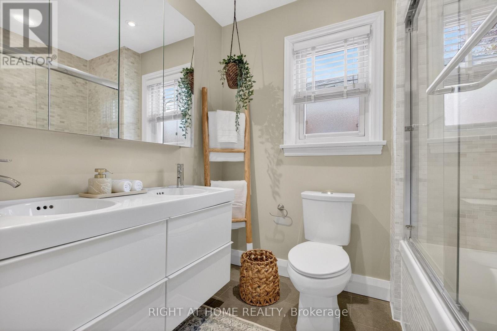 77 ELMA STREET - 15