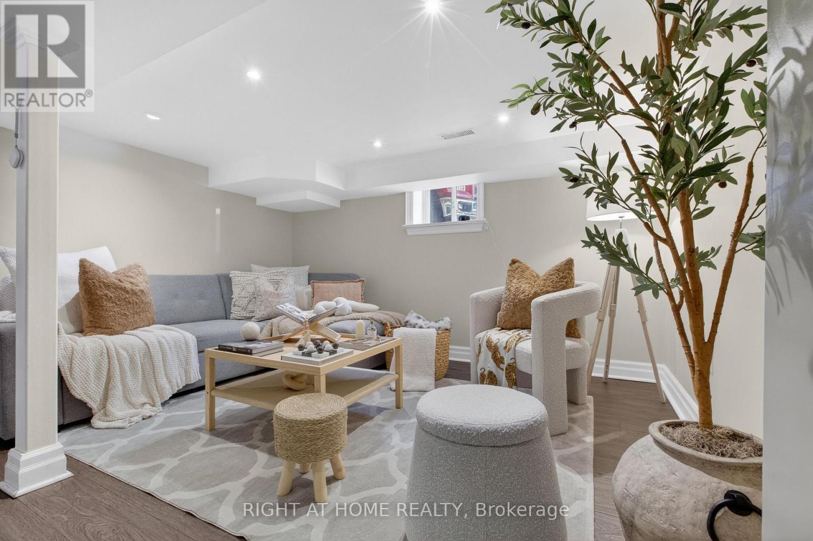 77 ELMA STREET - 17