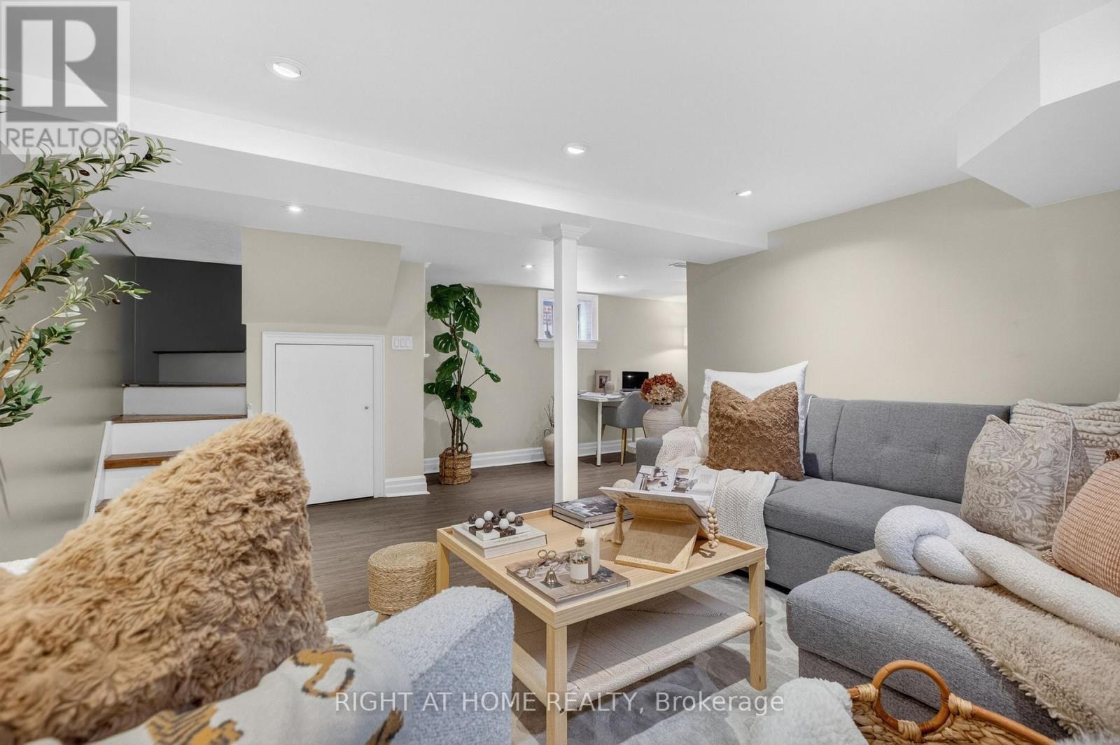 77 ELMA STREET - 18