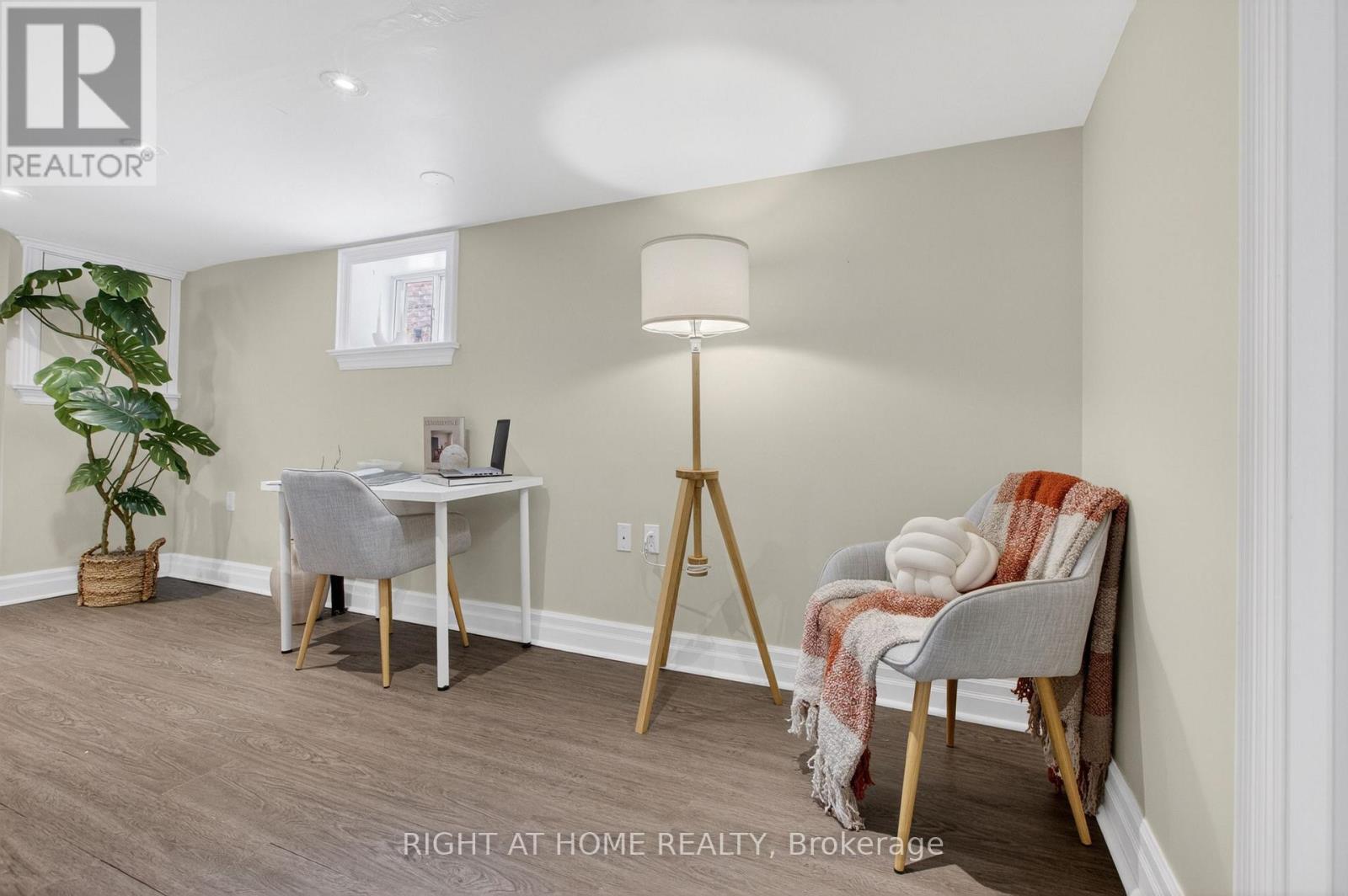 77 ELMA STREET - 21