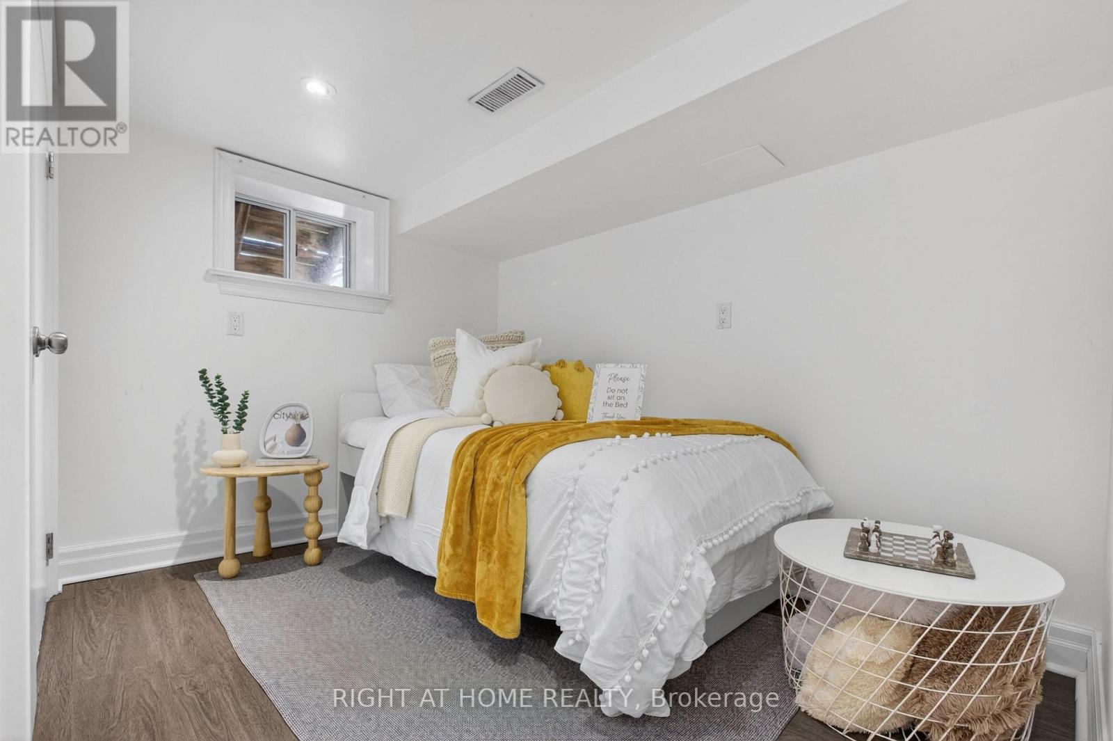 77 ELMA STREET - 22